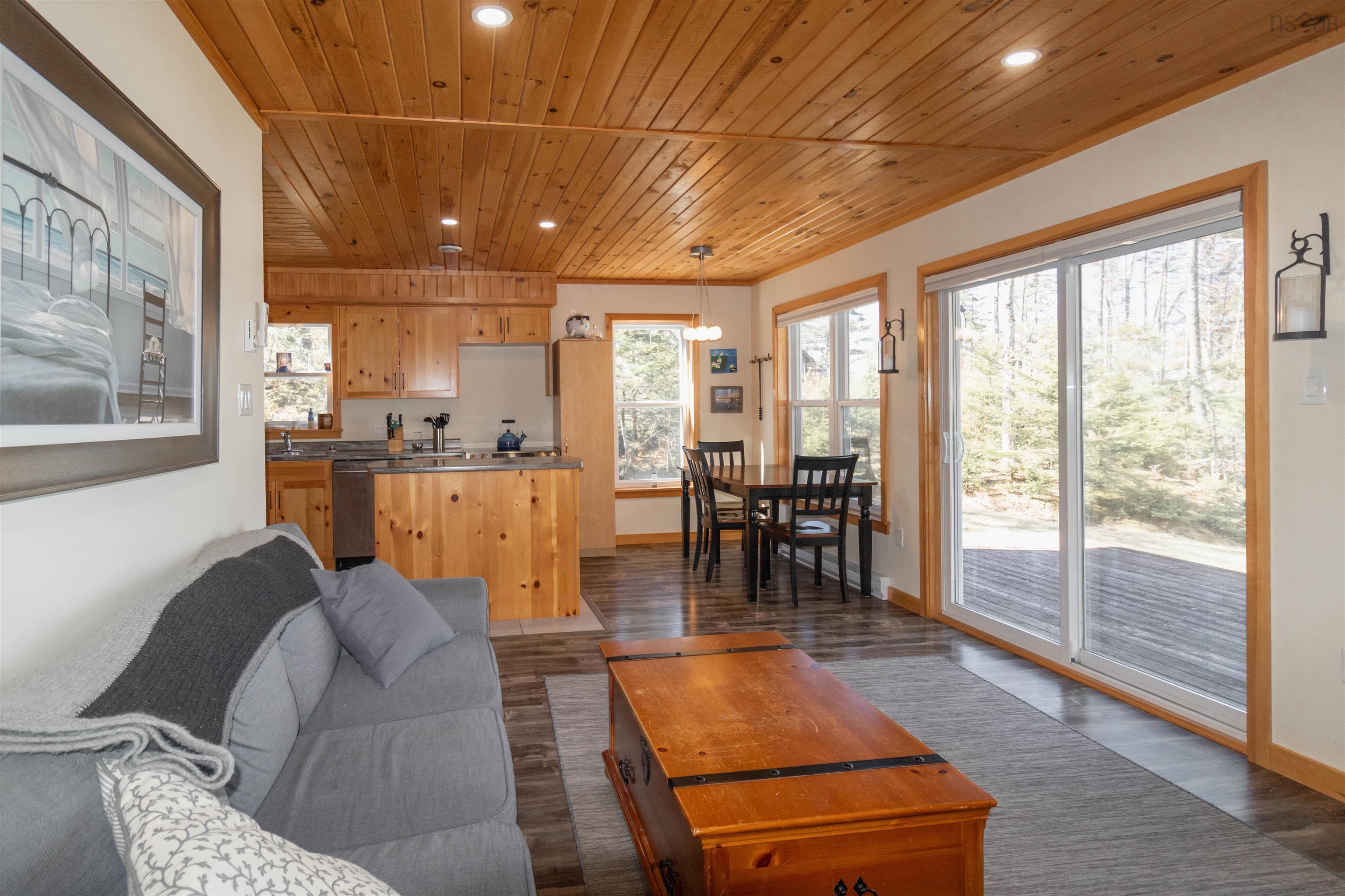 $599,900.00: 3 68 Western Point Lane, Mount Uniacke