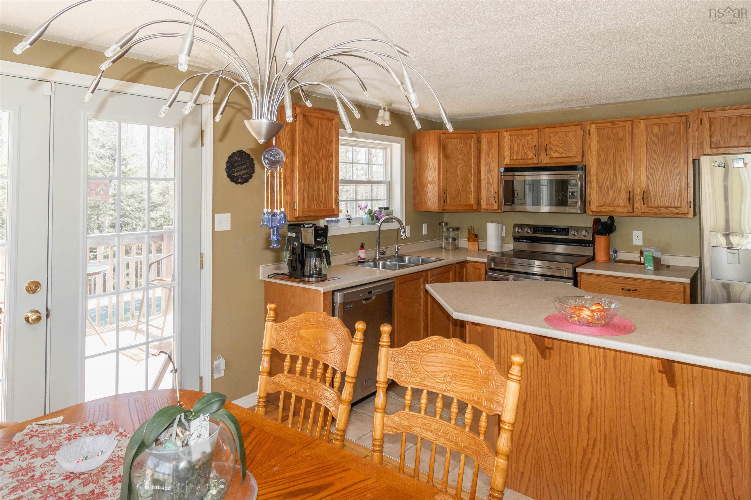 $499,999.00: 1 Rainbow Drive, Mount Uniacke