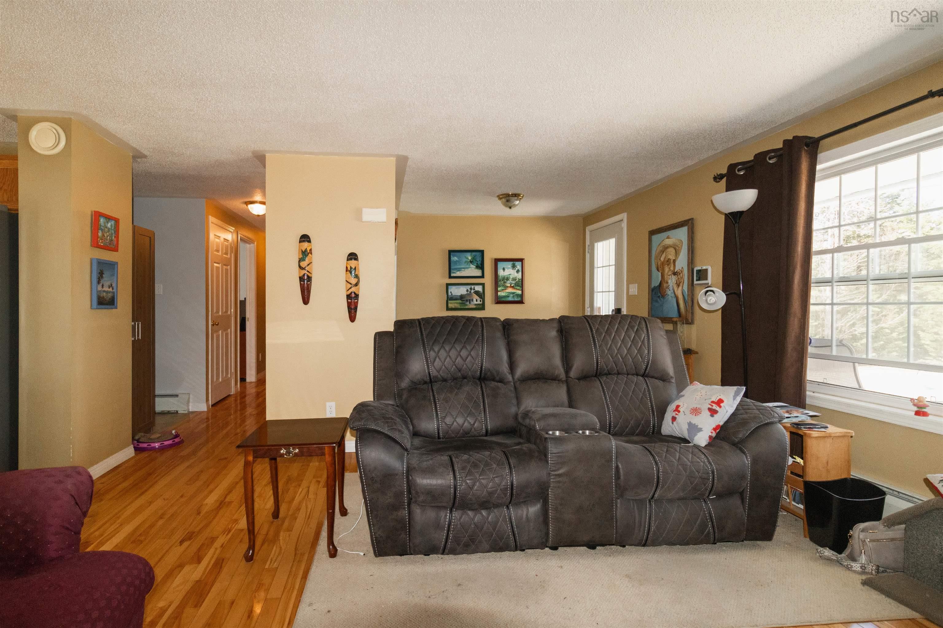 $499,999.00: 1 Rainbow Drive, Mount Uniacke