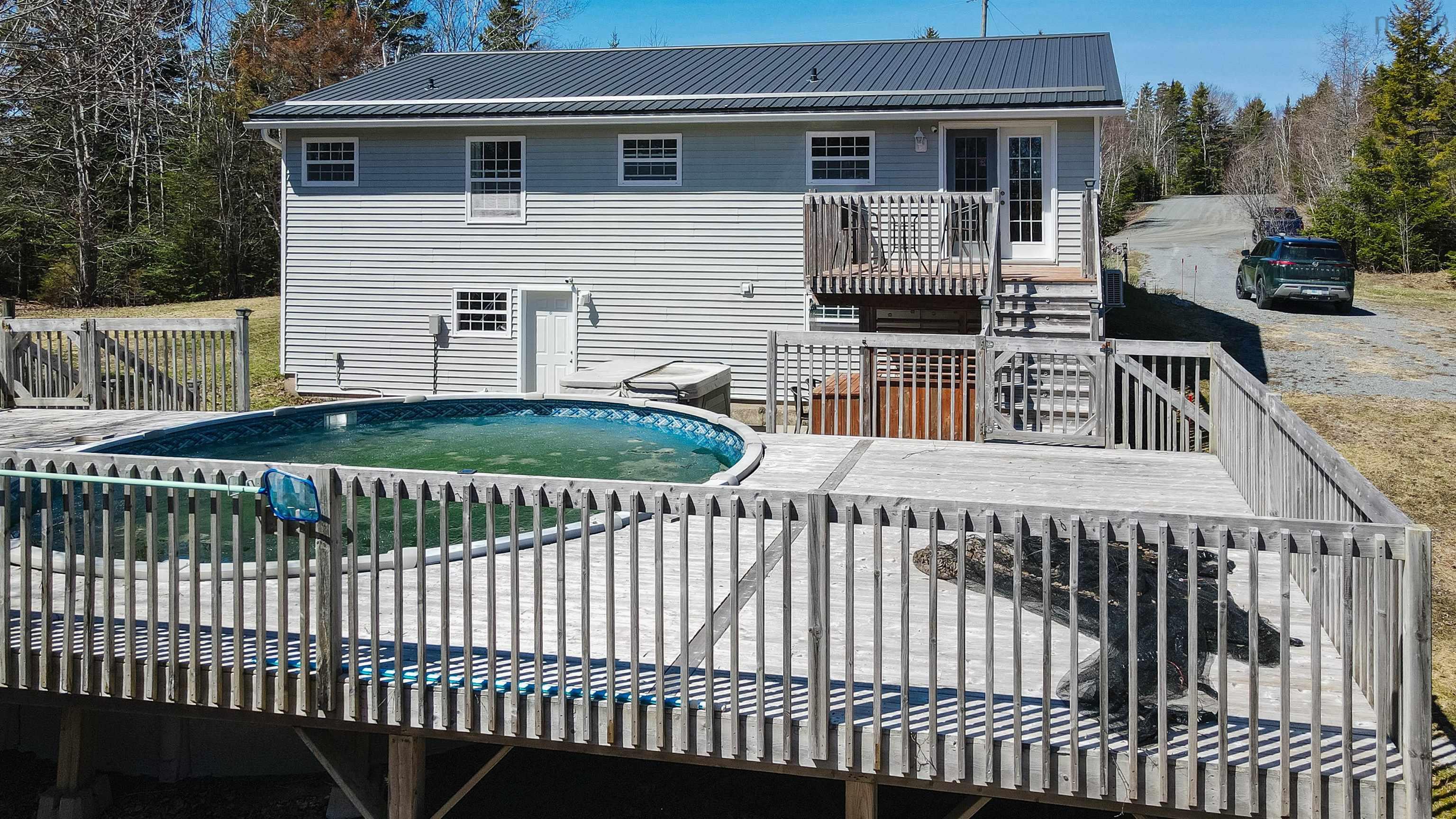 $499,999.00: 1 Rainbow Drive, Mount Uniacke