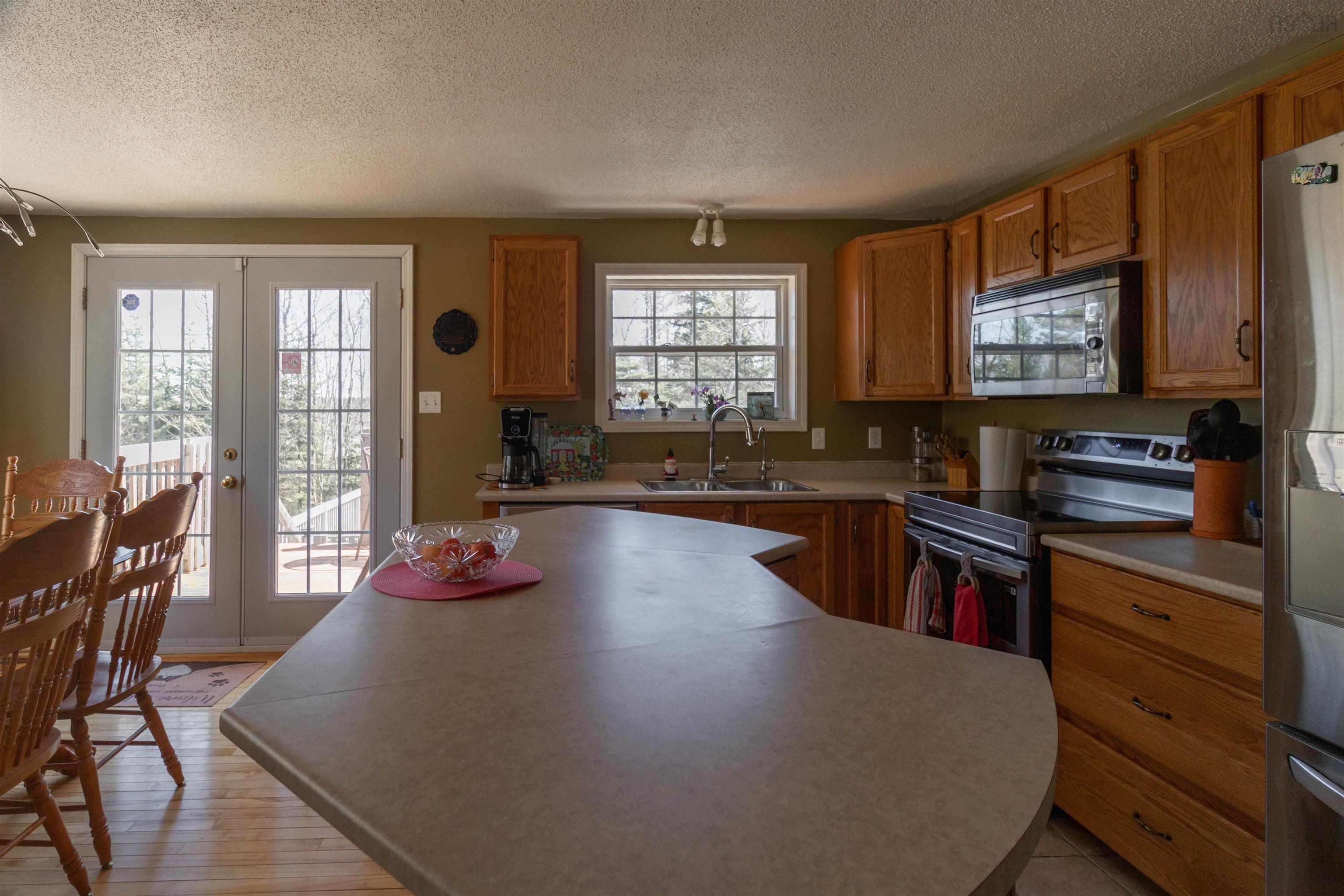 $499,999.00: 1 Rainbow Drive, Mount Uniacke