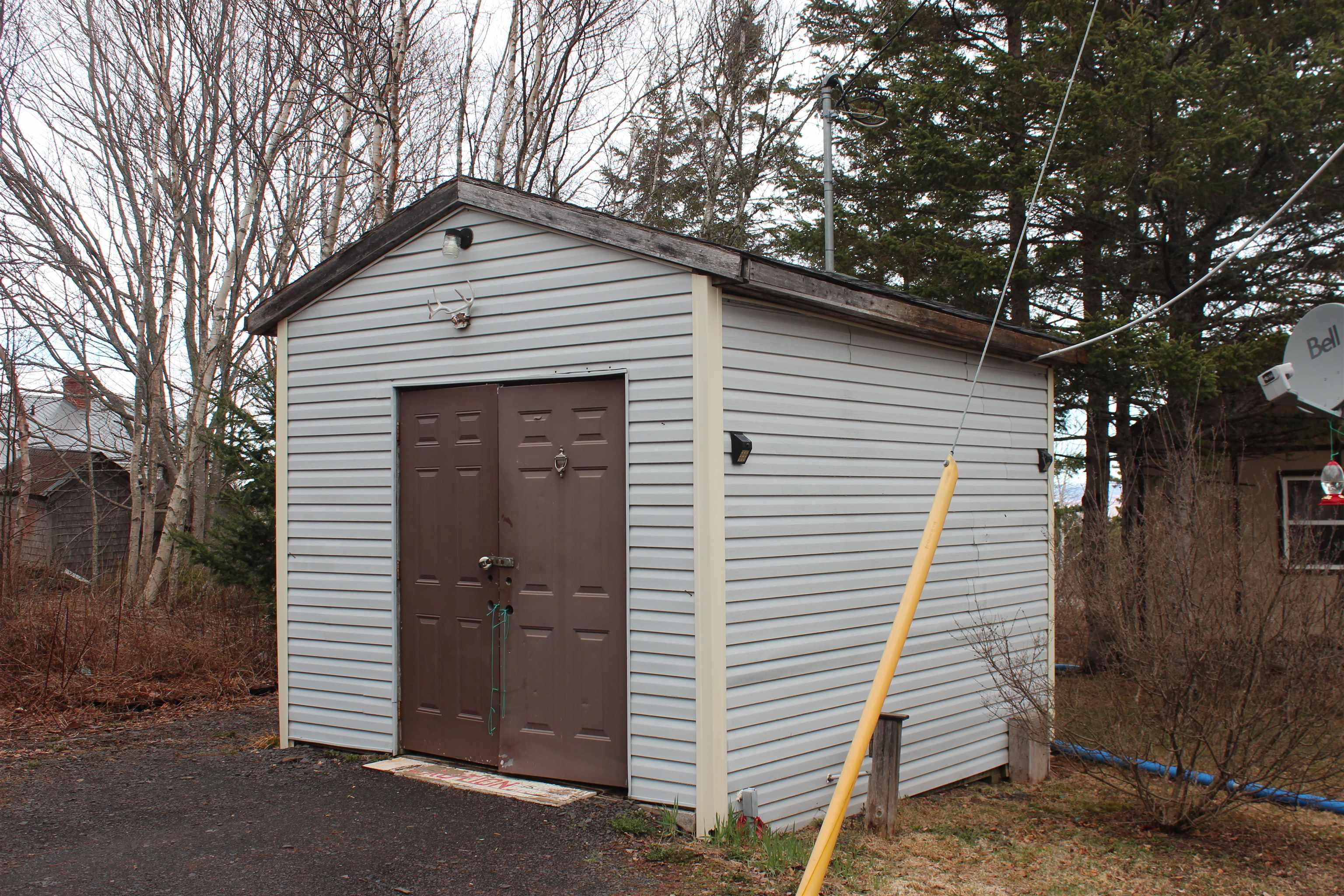 $169,900.00: 2844 HIGHWAY 215 MOOSE BROOK Highway, East Hants