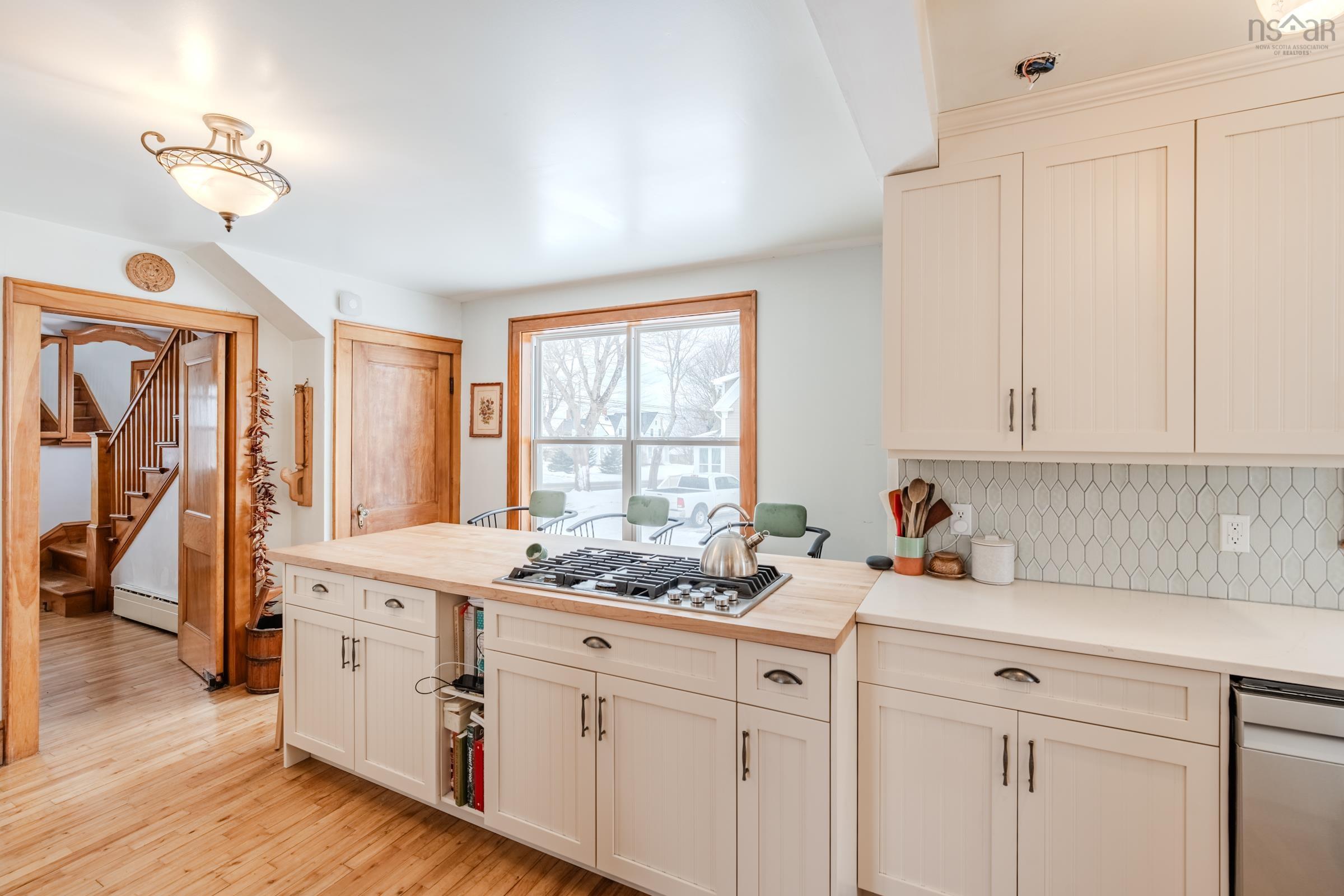 $349,000.00: 8882 Highway 1, Meteghan River