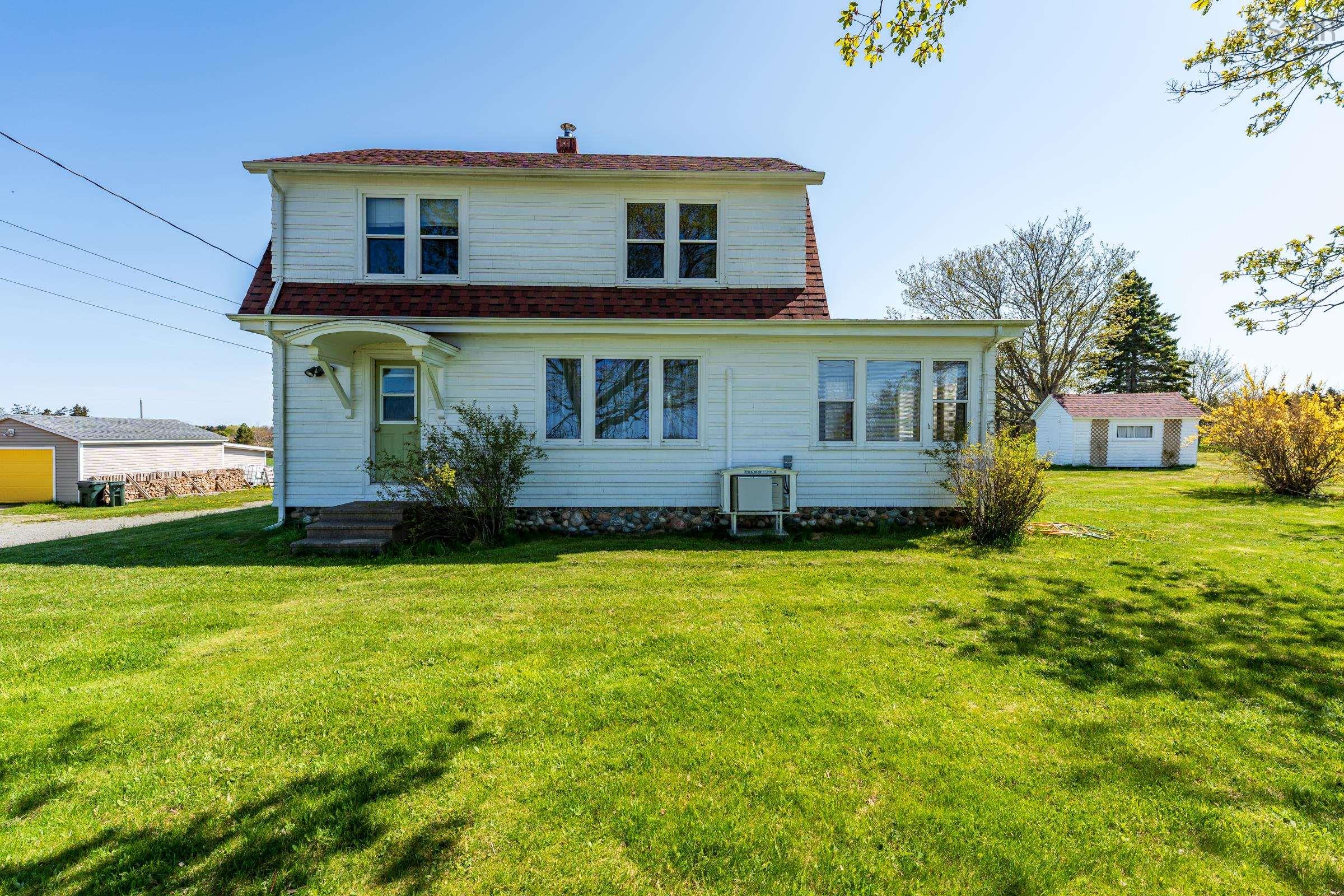 $349,000.00: 8882 Highway 1, Meteghan River