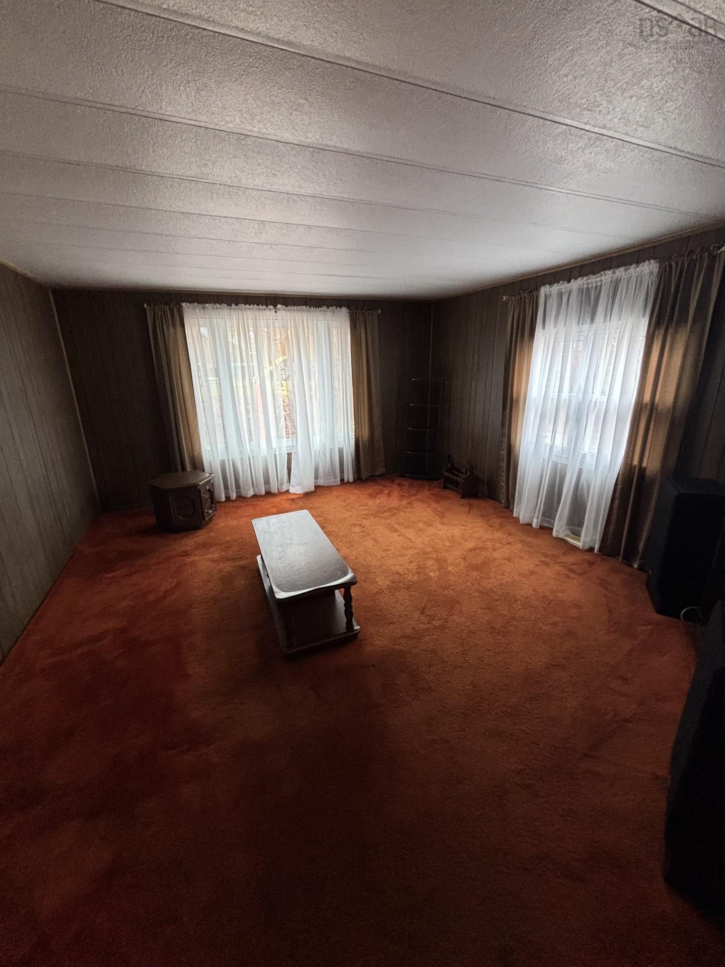 $79,900.00: 949 Old Route 5 Road, Millville