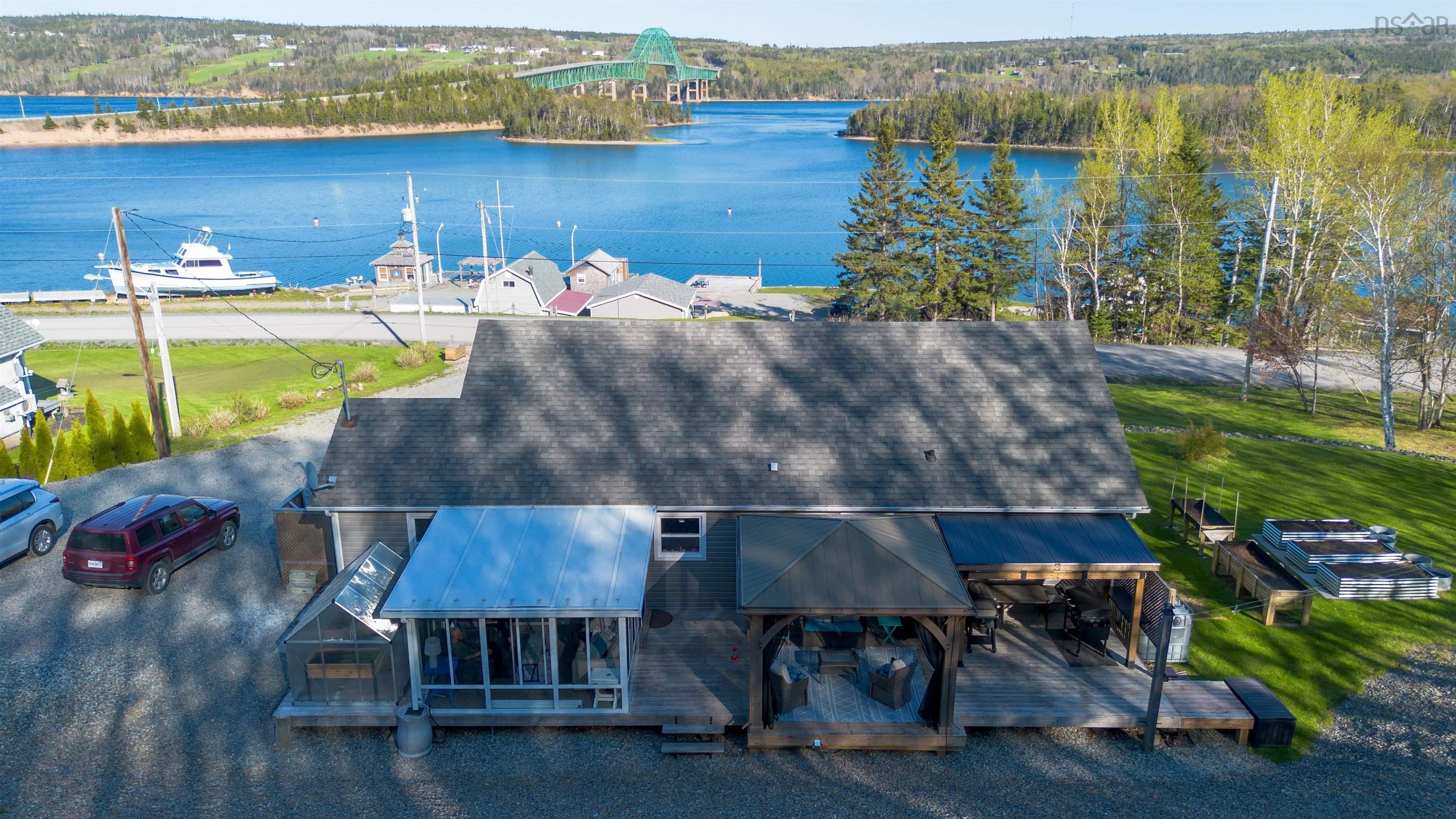 $569,999.00: 3693 New Harris Road, New Harris