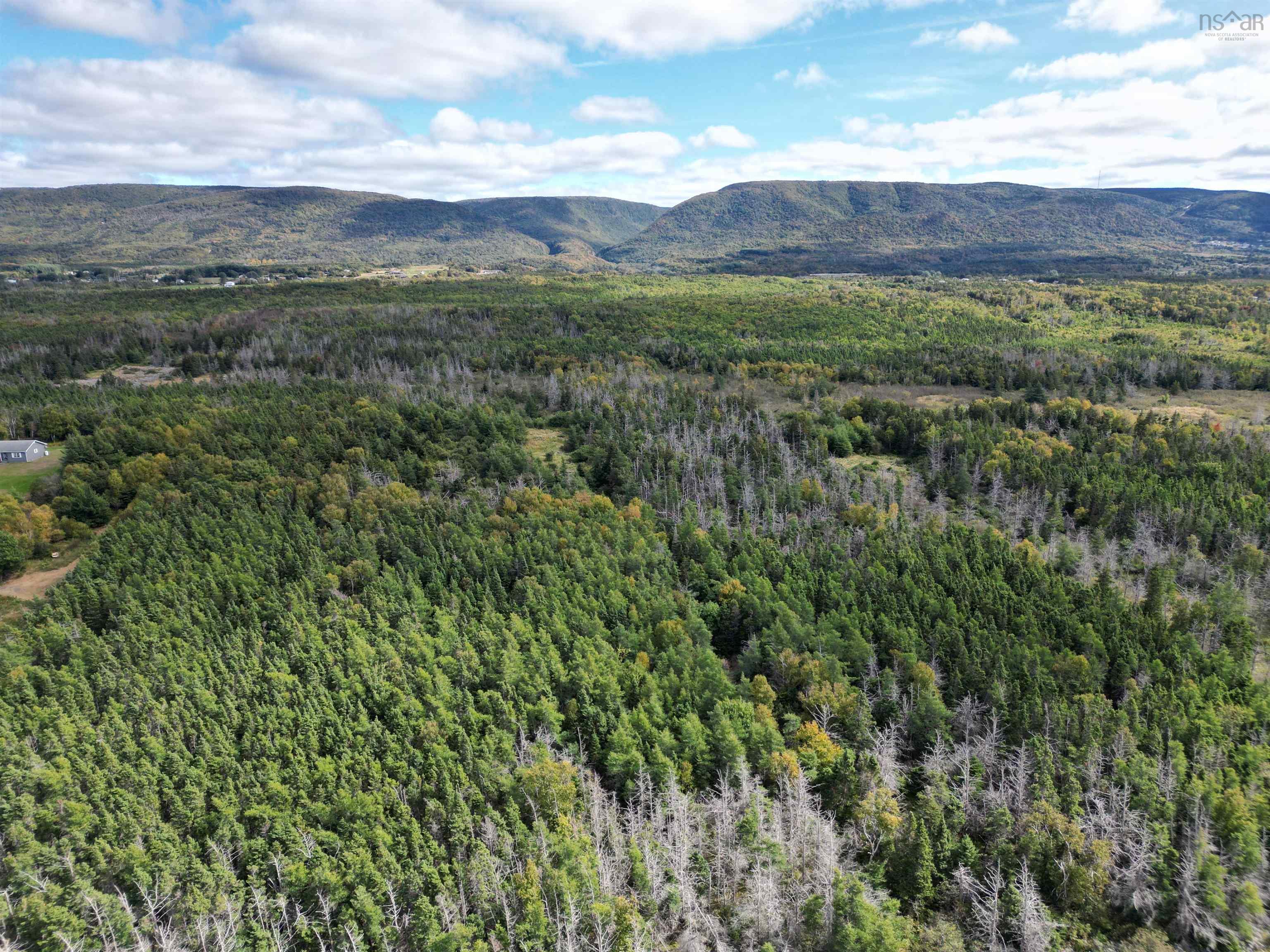 $65,000.00: Cabot Trail Road, Chéticamp