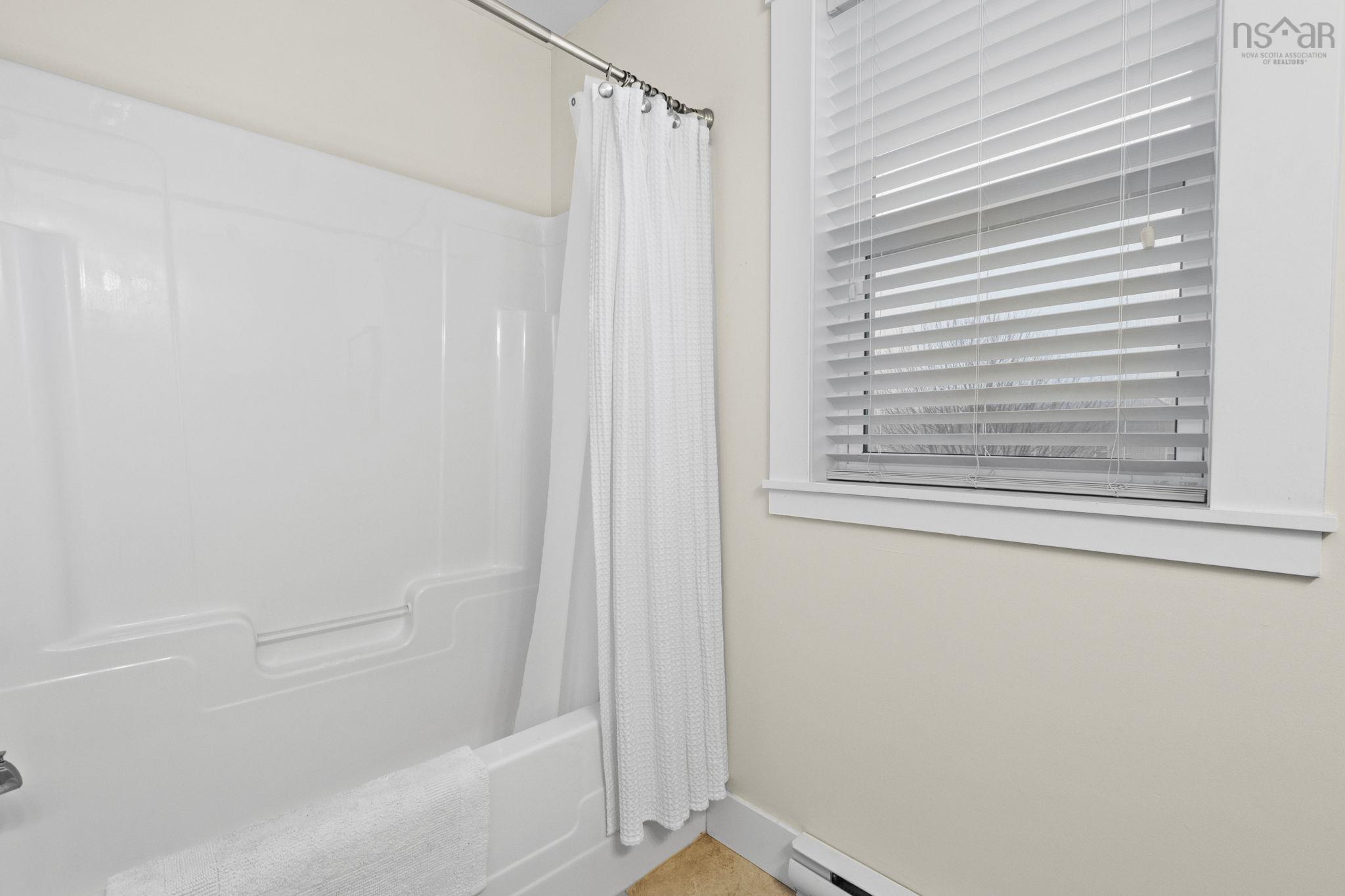 $650,000.00: 124 Beachstone Drive, Spryfield