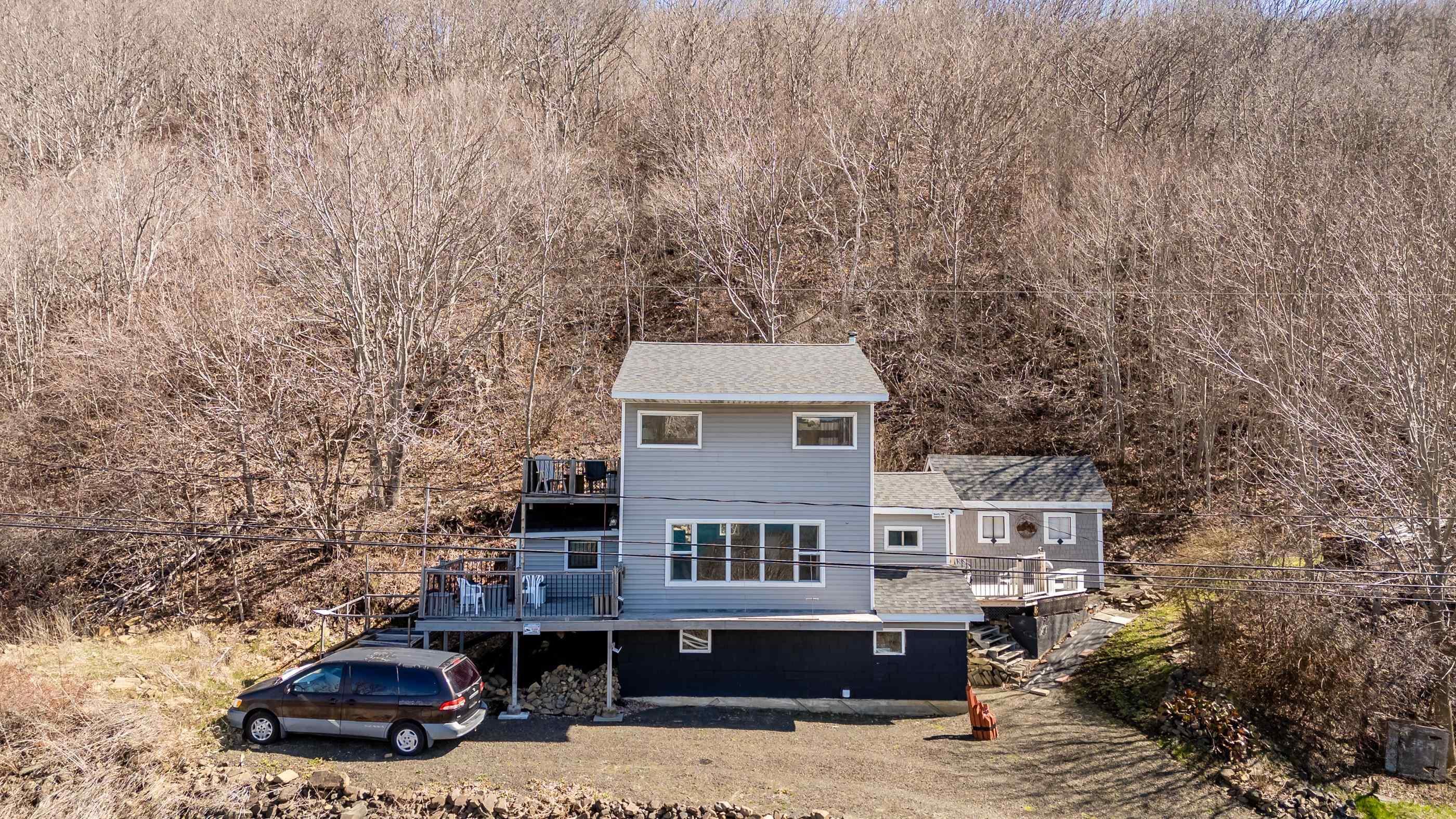 $239,500.00: 817 Granville Road, Victoria Beach