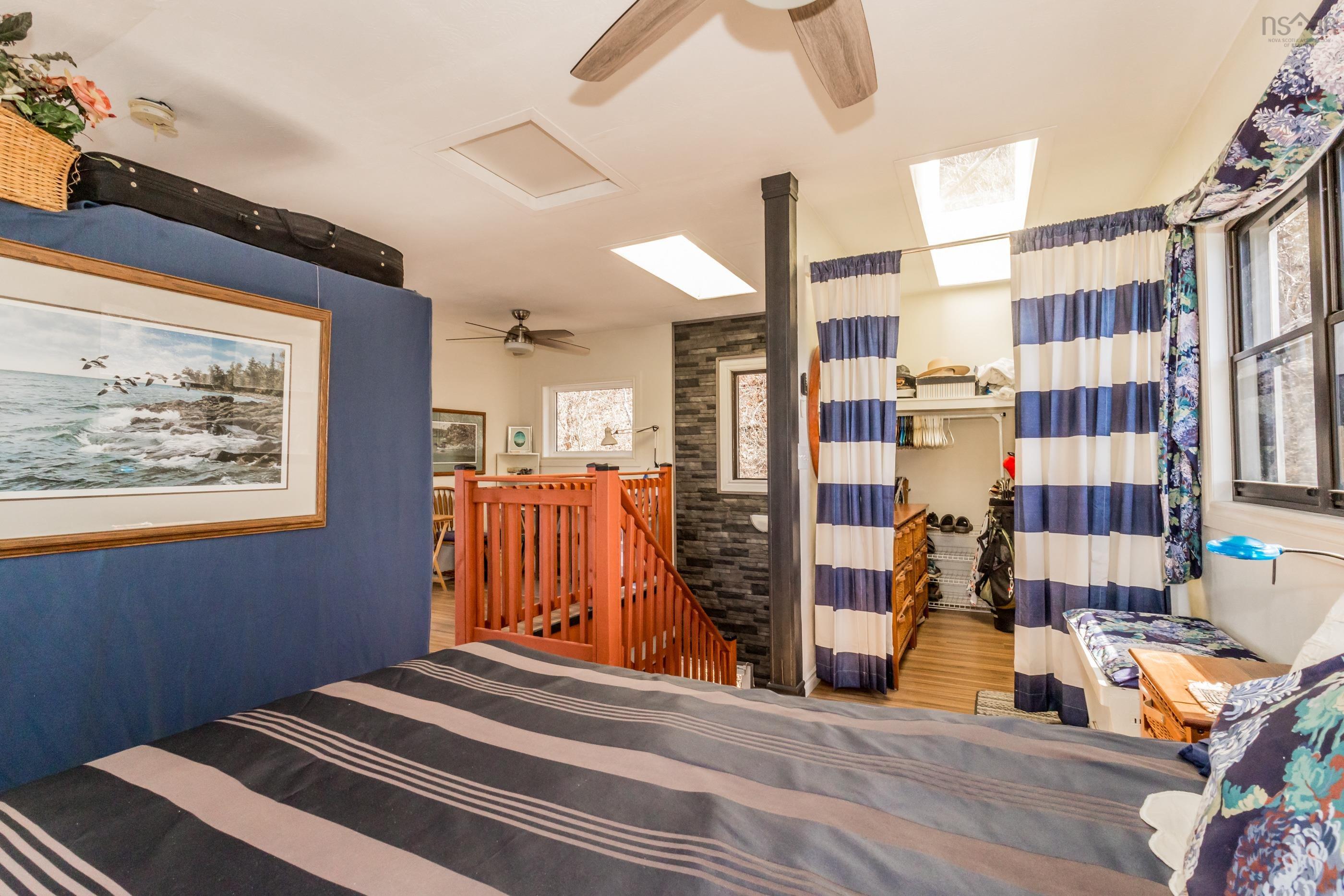 $239,500.00: 817 Granville Road, Victoria Beach