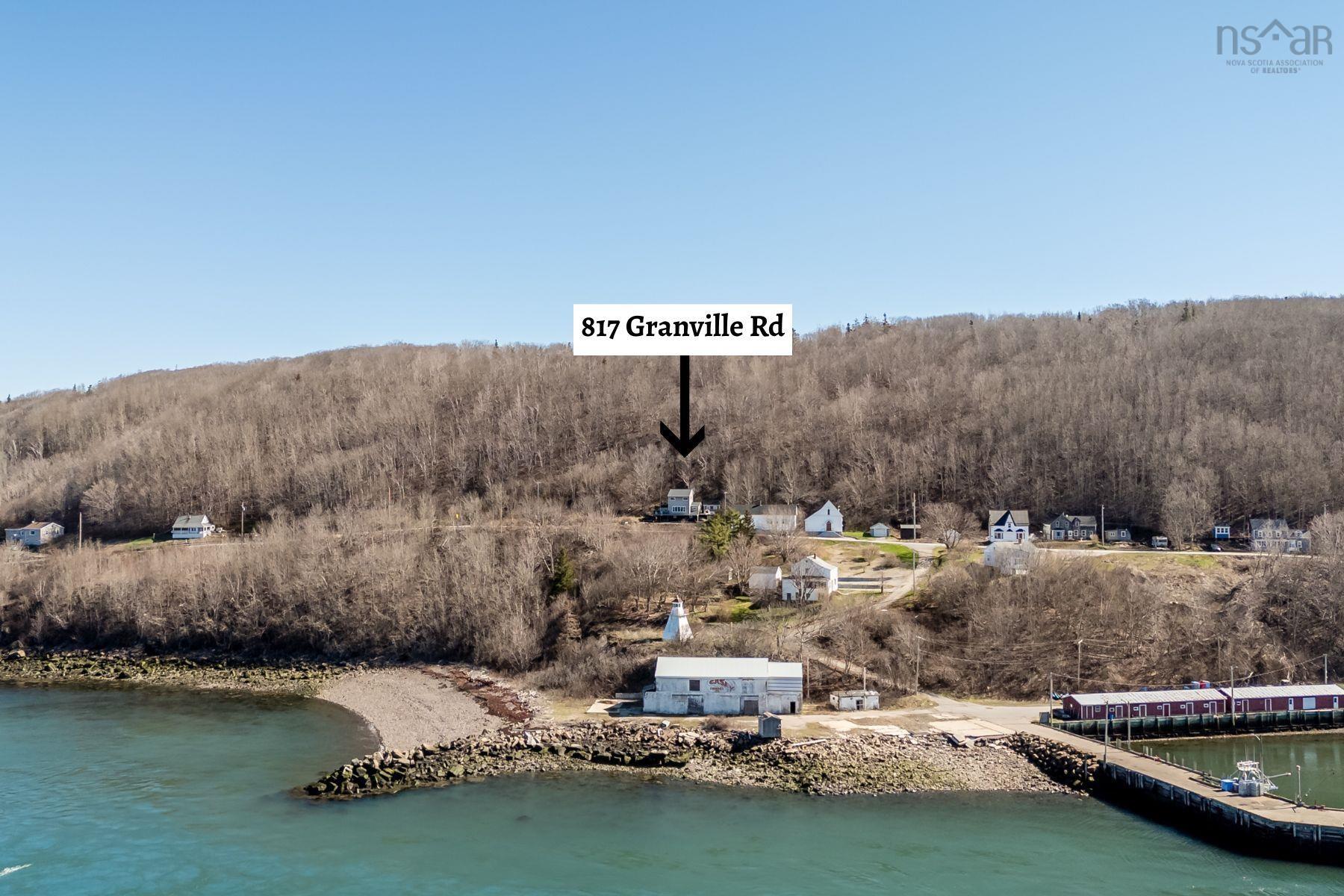 $239,500.00: 817 Granville Road, Victoria Beach