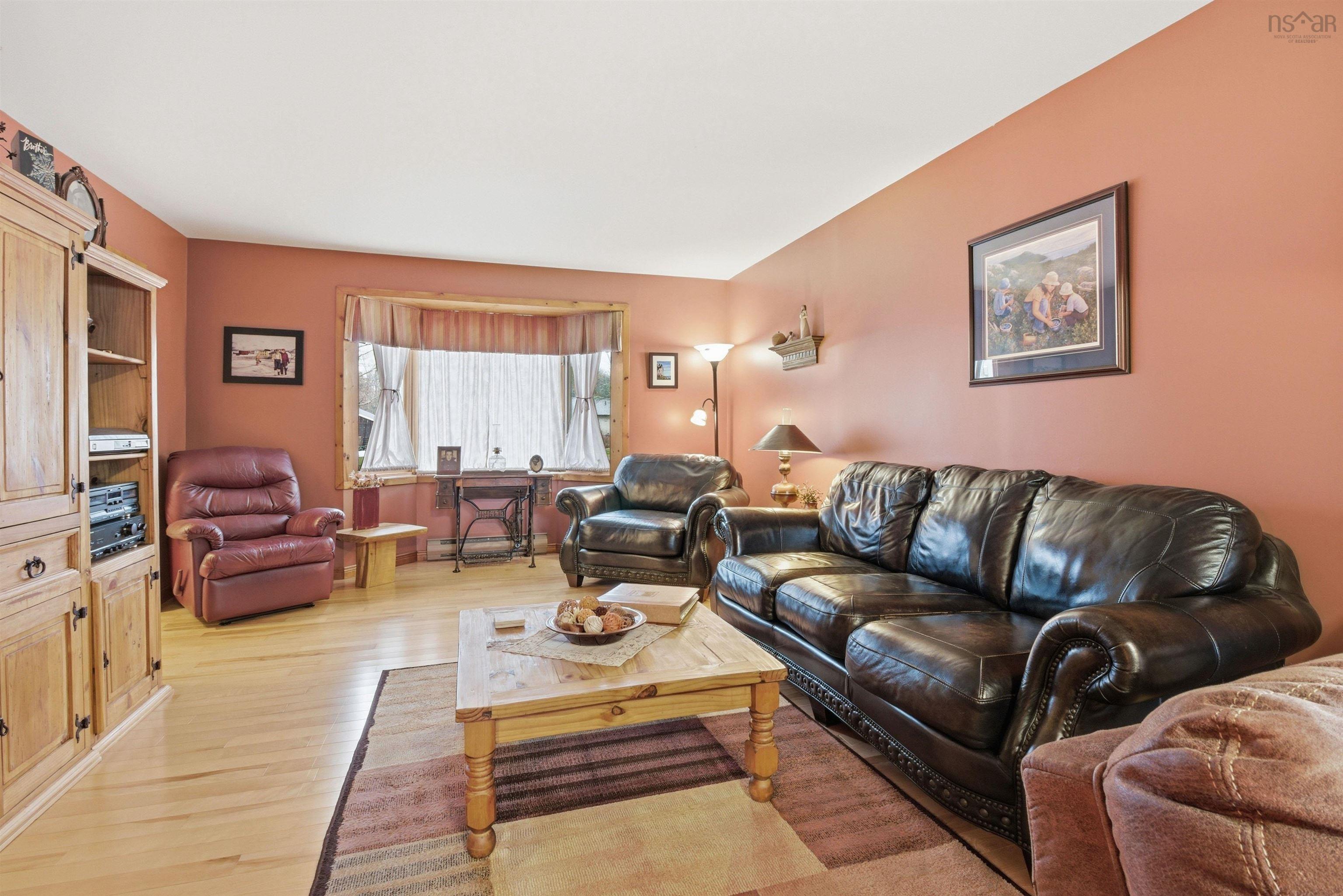 $599,000.00: 123 Trout Lake Road, Lawrencetown