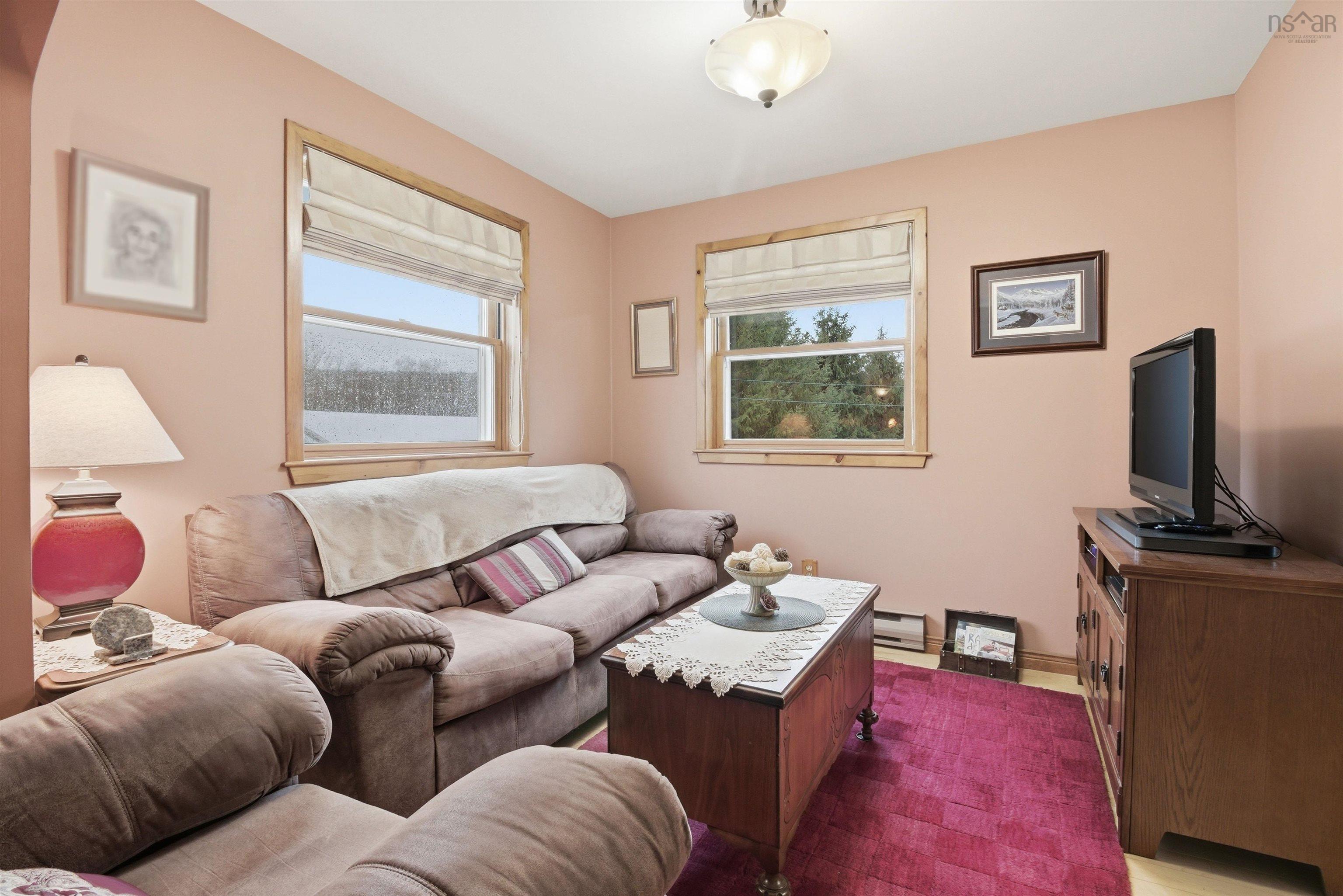 $599,000.00: 123 Trout Lake Road, Lawrencetown