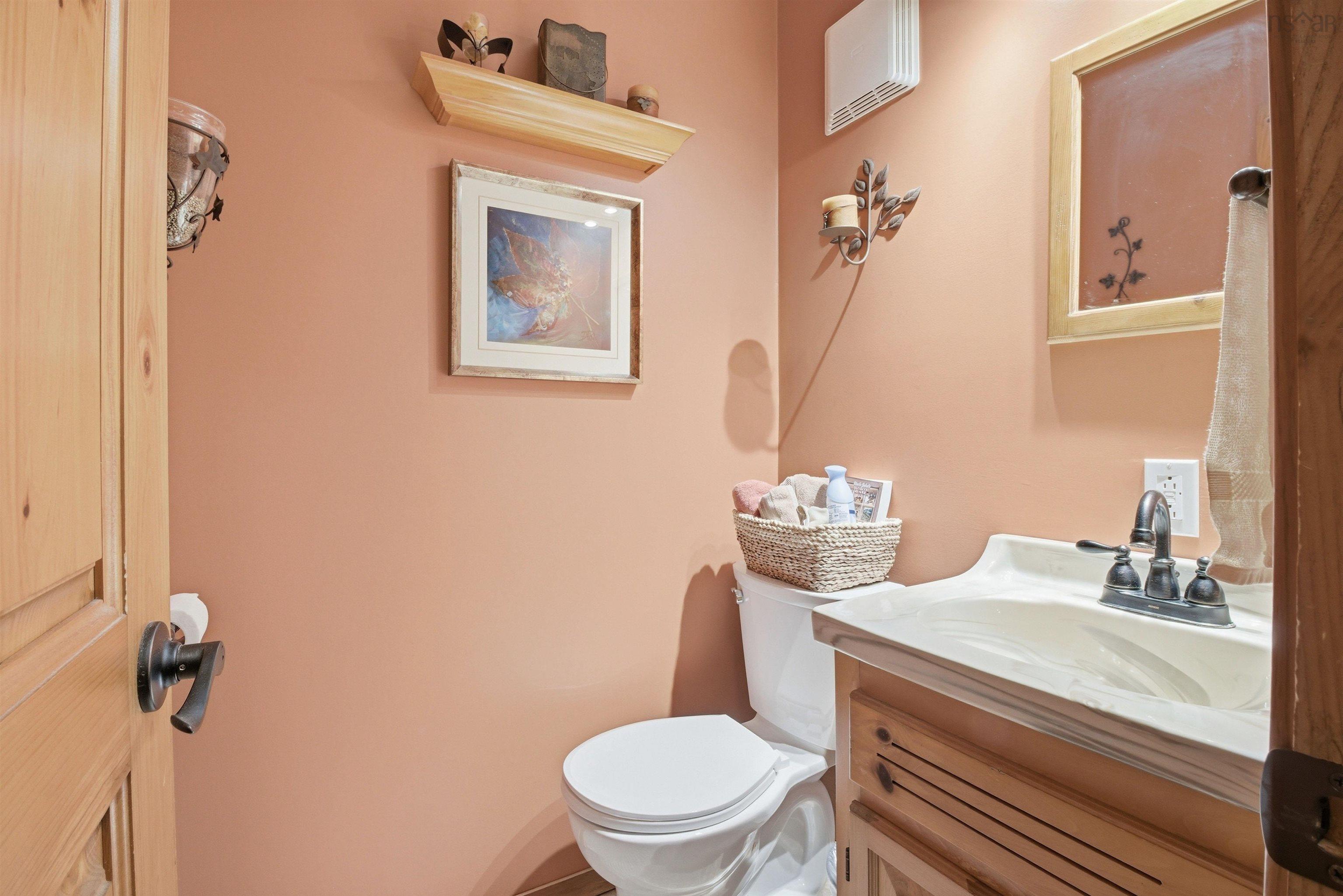 $599,000.00: 123 Trout Lake Road, Lawrencetown