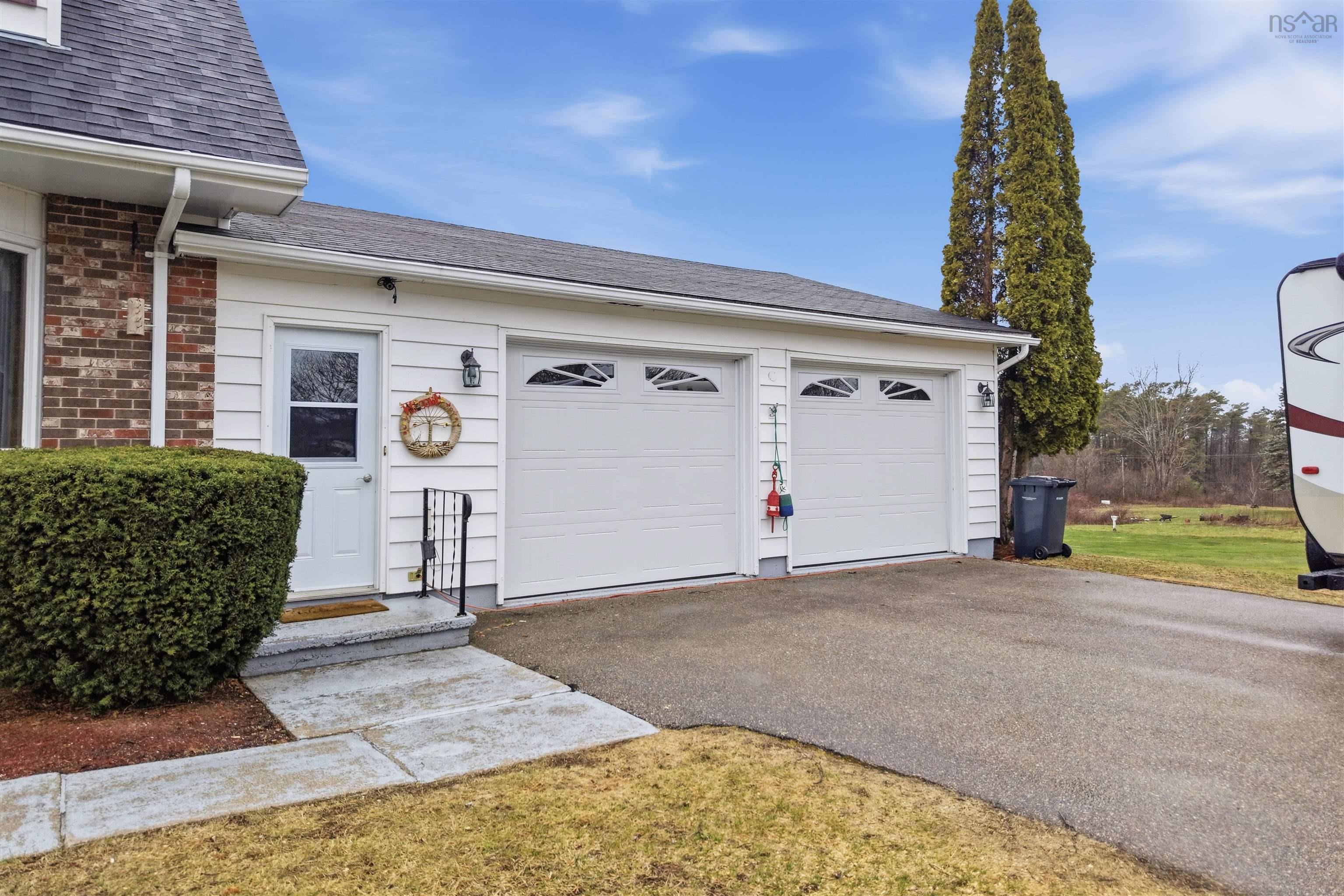 $599,000.00: 123 Trout Lake Road, Lawrencetown