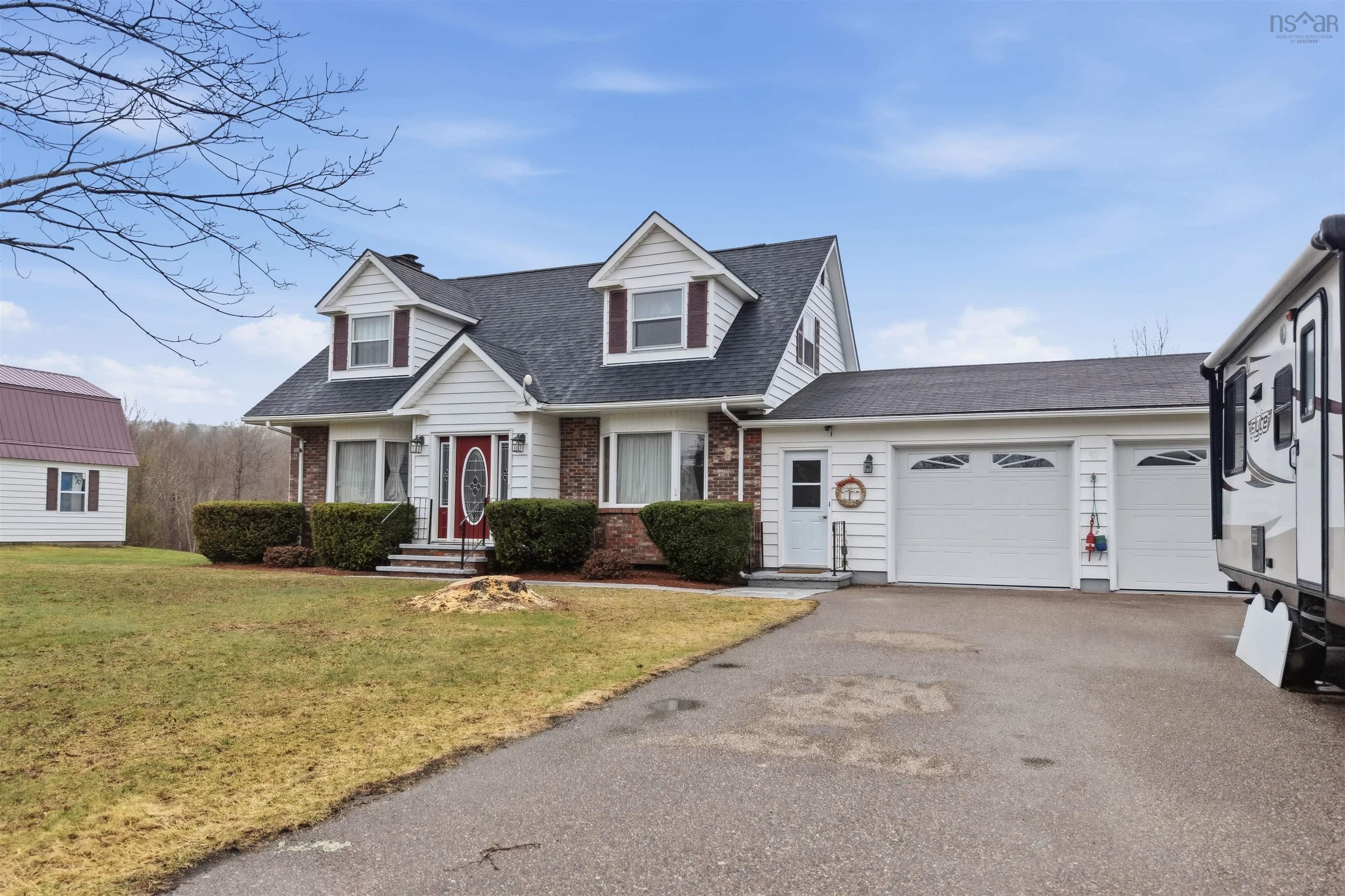 $599,000.00: 123 Trout Lake Road, Lawrencetown