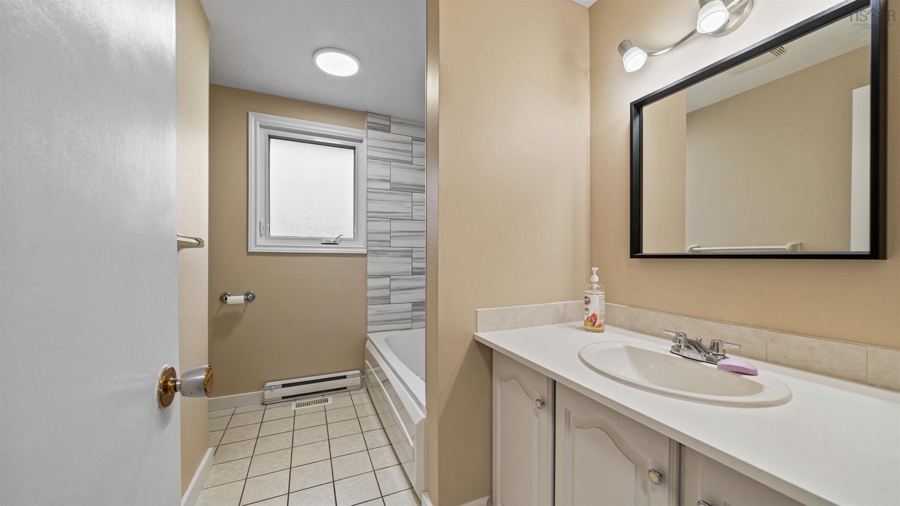 11 Glencoe Drive, Dartmouth, NS (MLS 202607925)