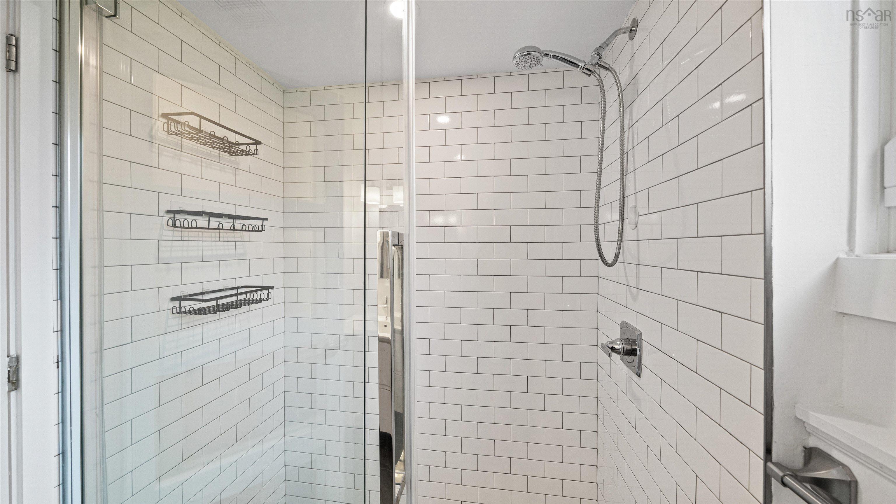 11 Glencoe Drive, Dartmouth, NS (MLS 202607925)