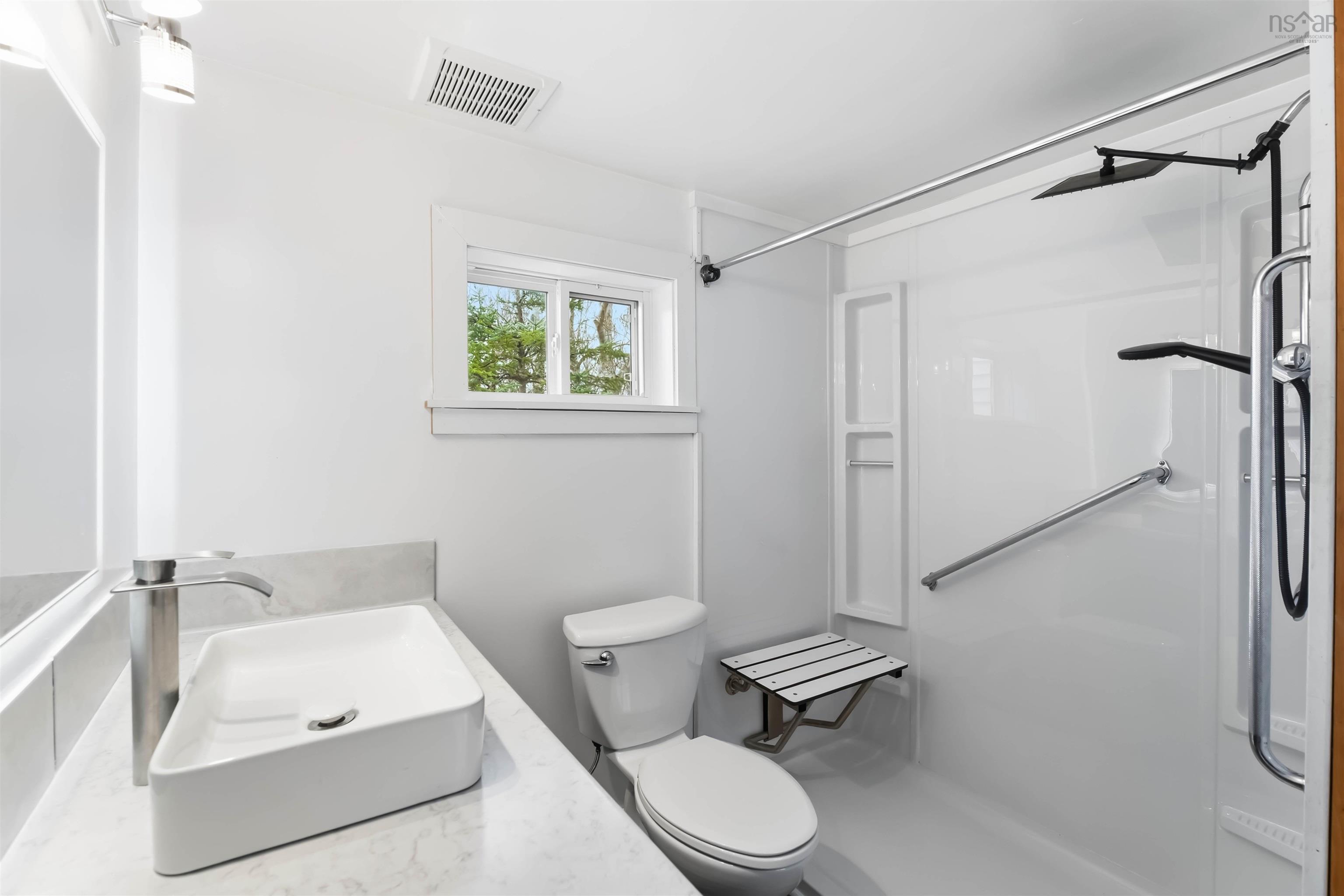 $189,900.00: 427 Townshipline Road, Ohio