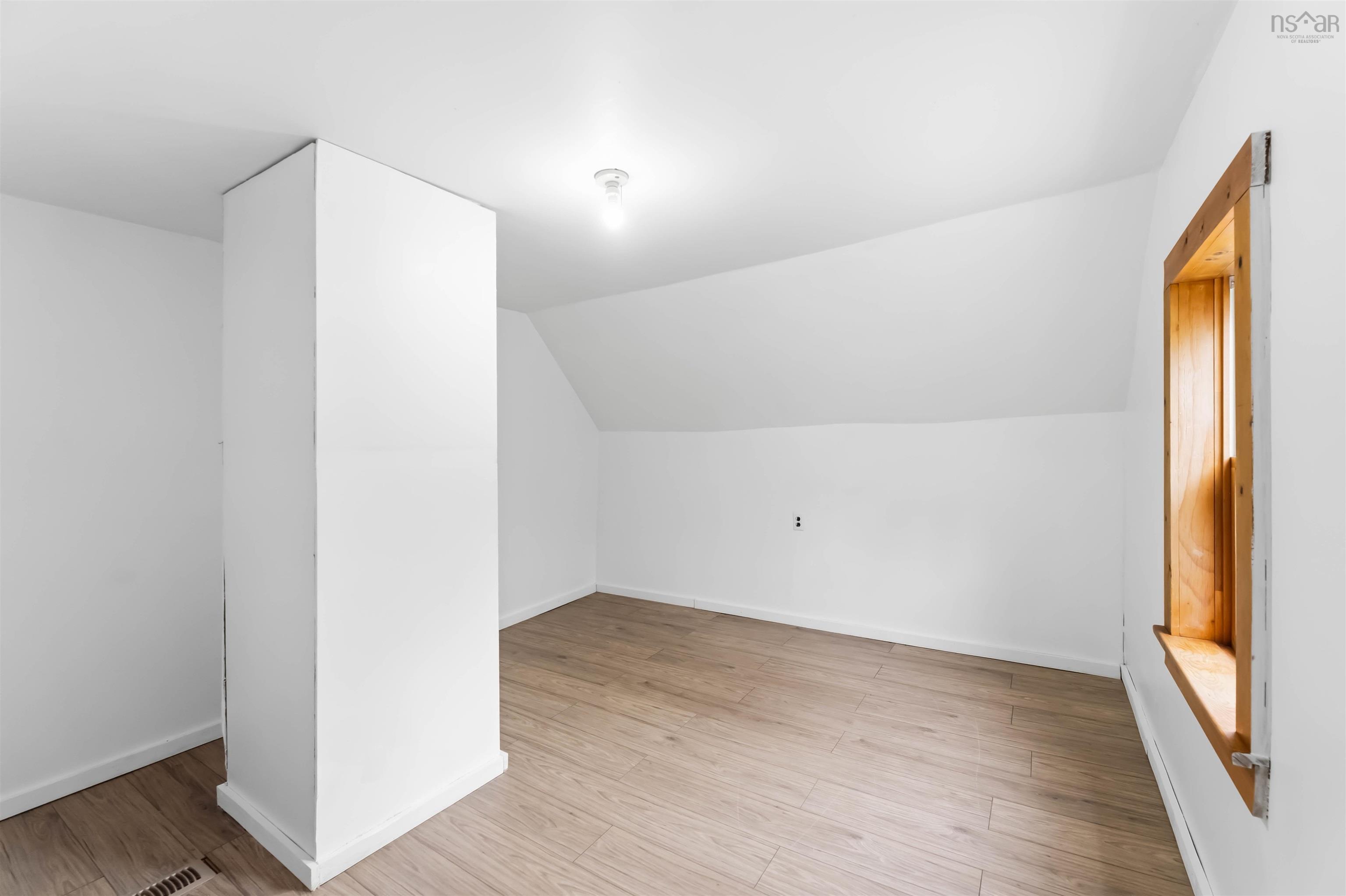 $189,900.00: 427 Townshipline Road, Ohio