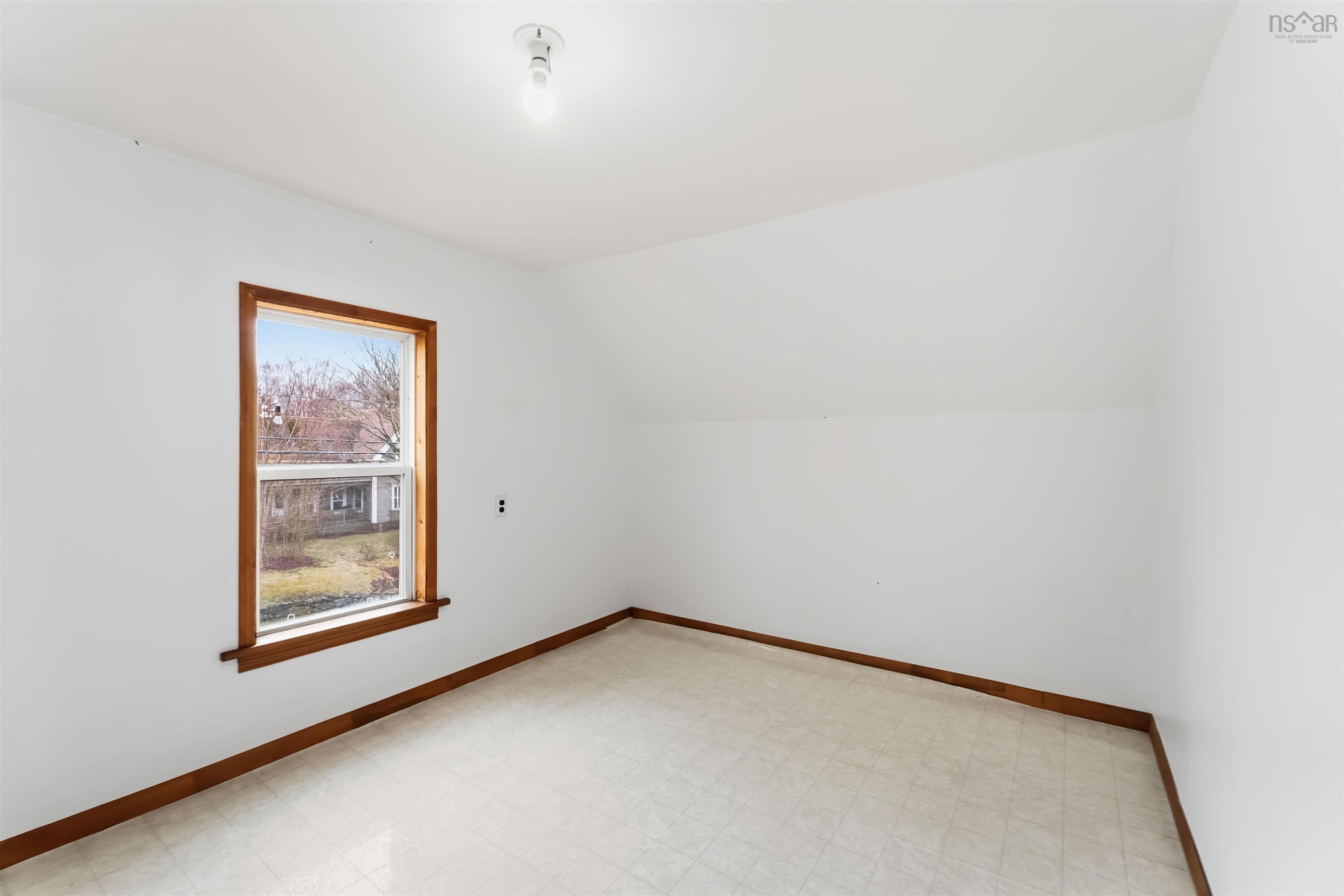 $189,900.00: 427 Townshipline Road, Ohio