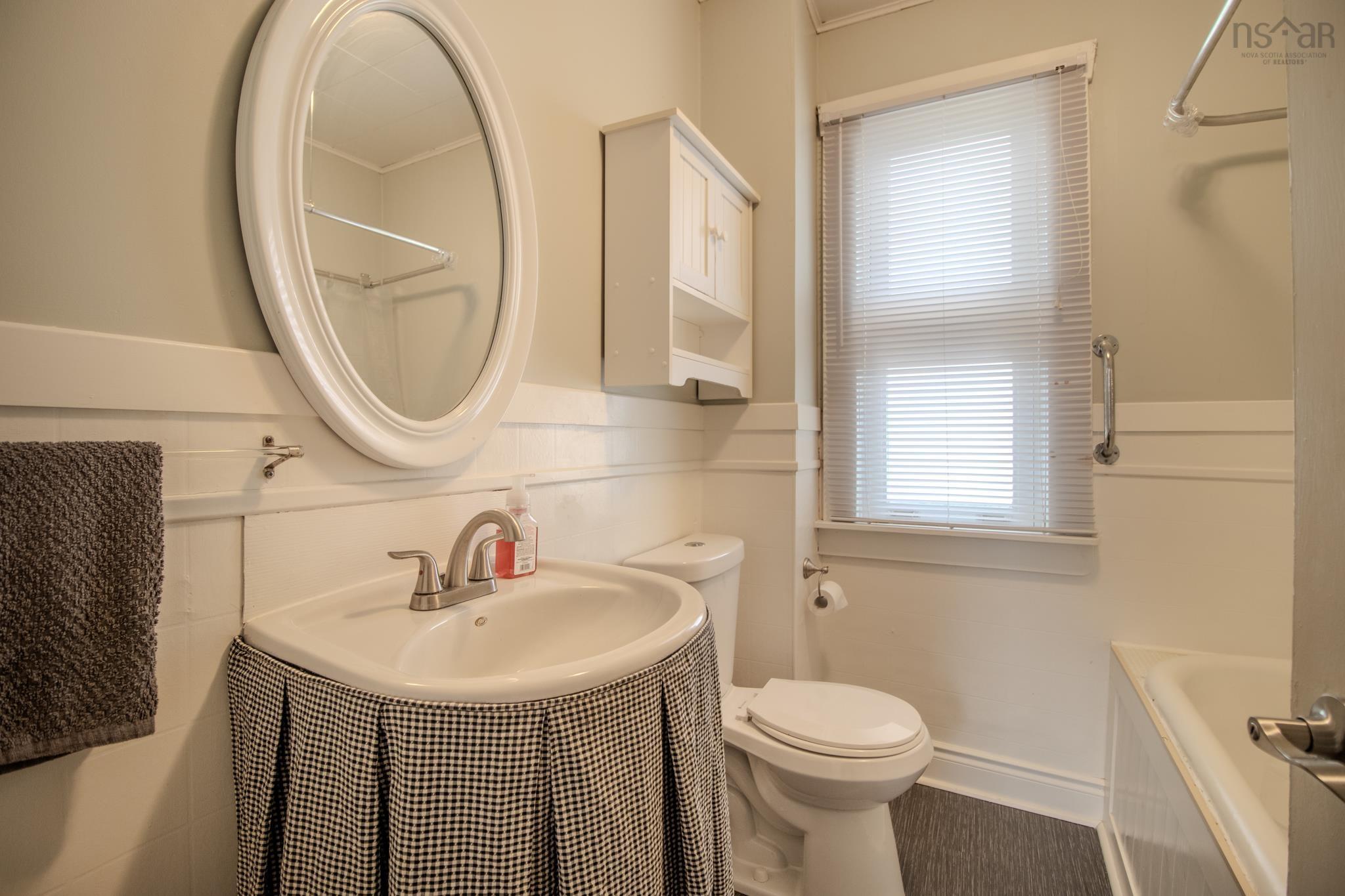 $195,000.00: 679 Upper Prince Street, Sydney