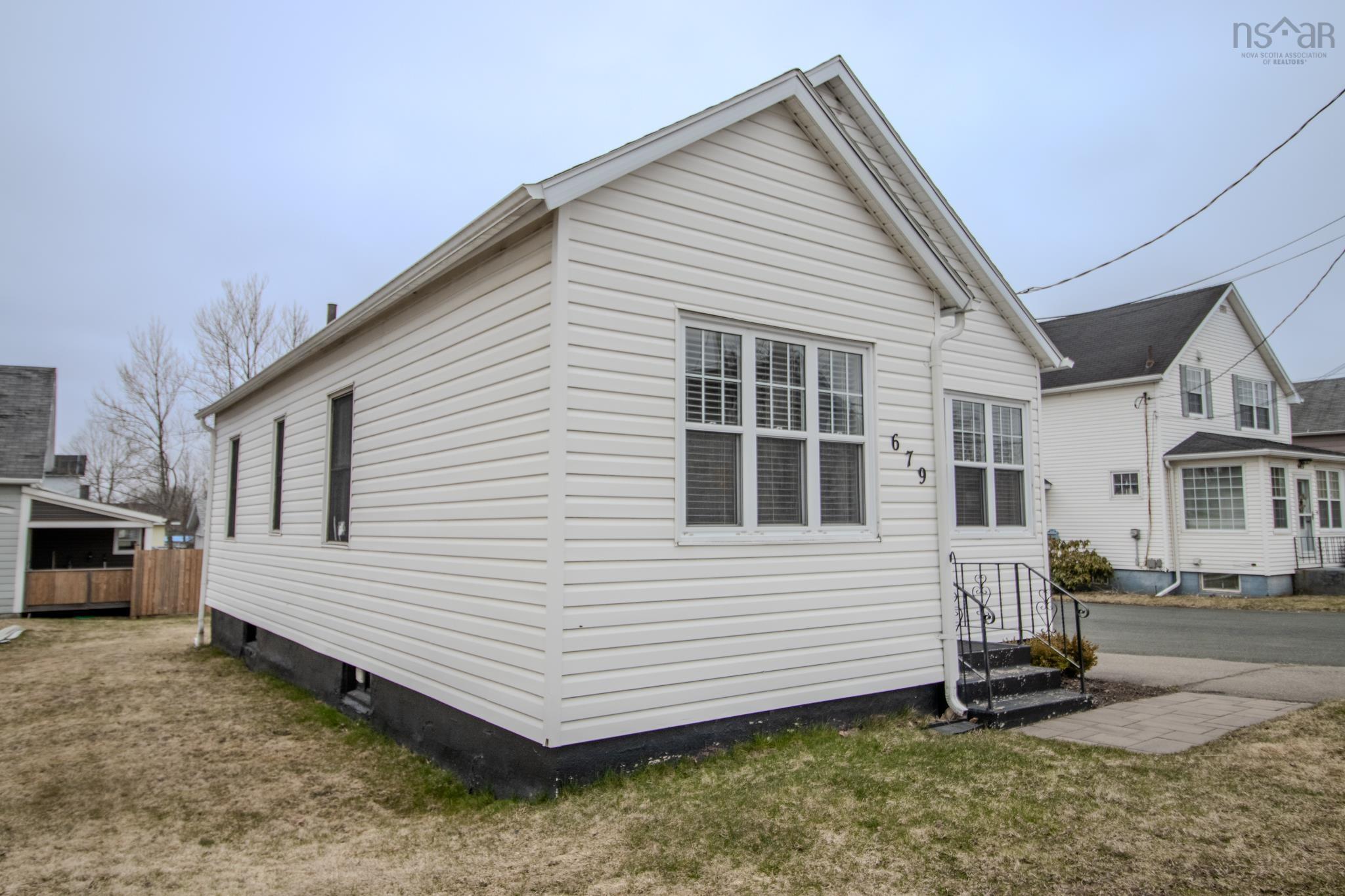 $195,000.00: 679 Upper Prince Street, Sydney