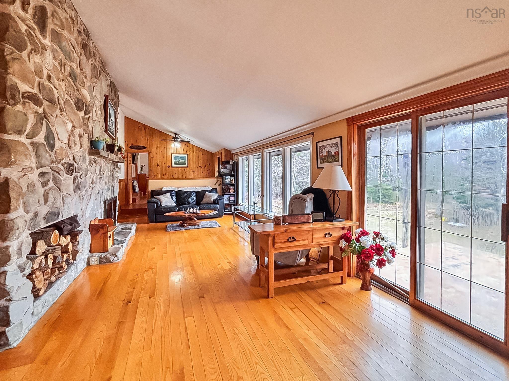 $595,000.00: 9169 Highway 331, Voglers Cove