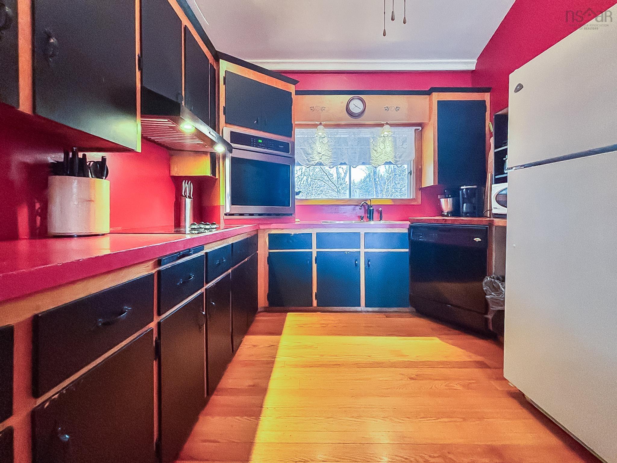 $595,000.00: 9169 Highway 331, Voglers Cove