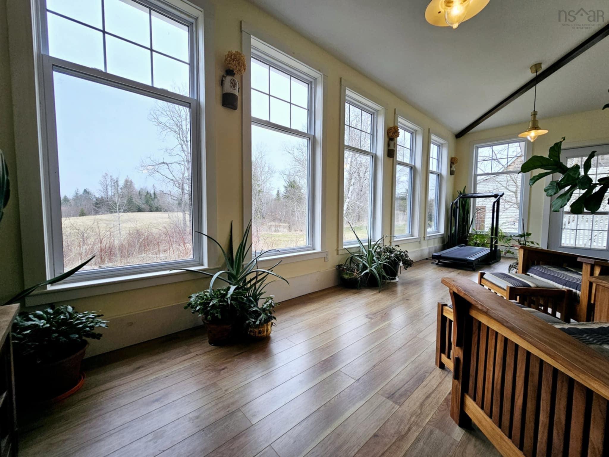 $649,900.00: 5183 Highway 2, Bass River