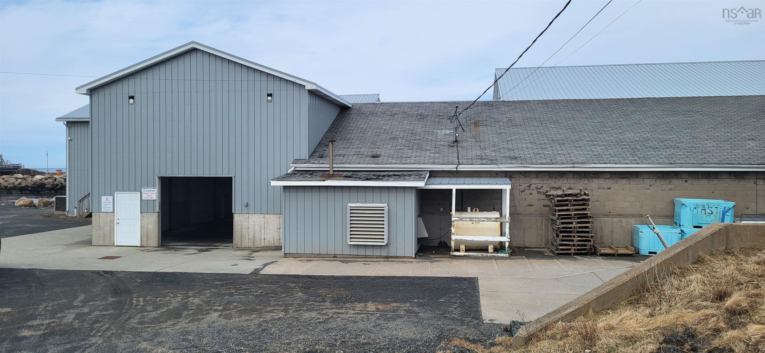 $499,000.00: 9095-9087-9101 Highway 1 Meteghan River,, Meteghan River