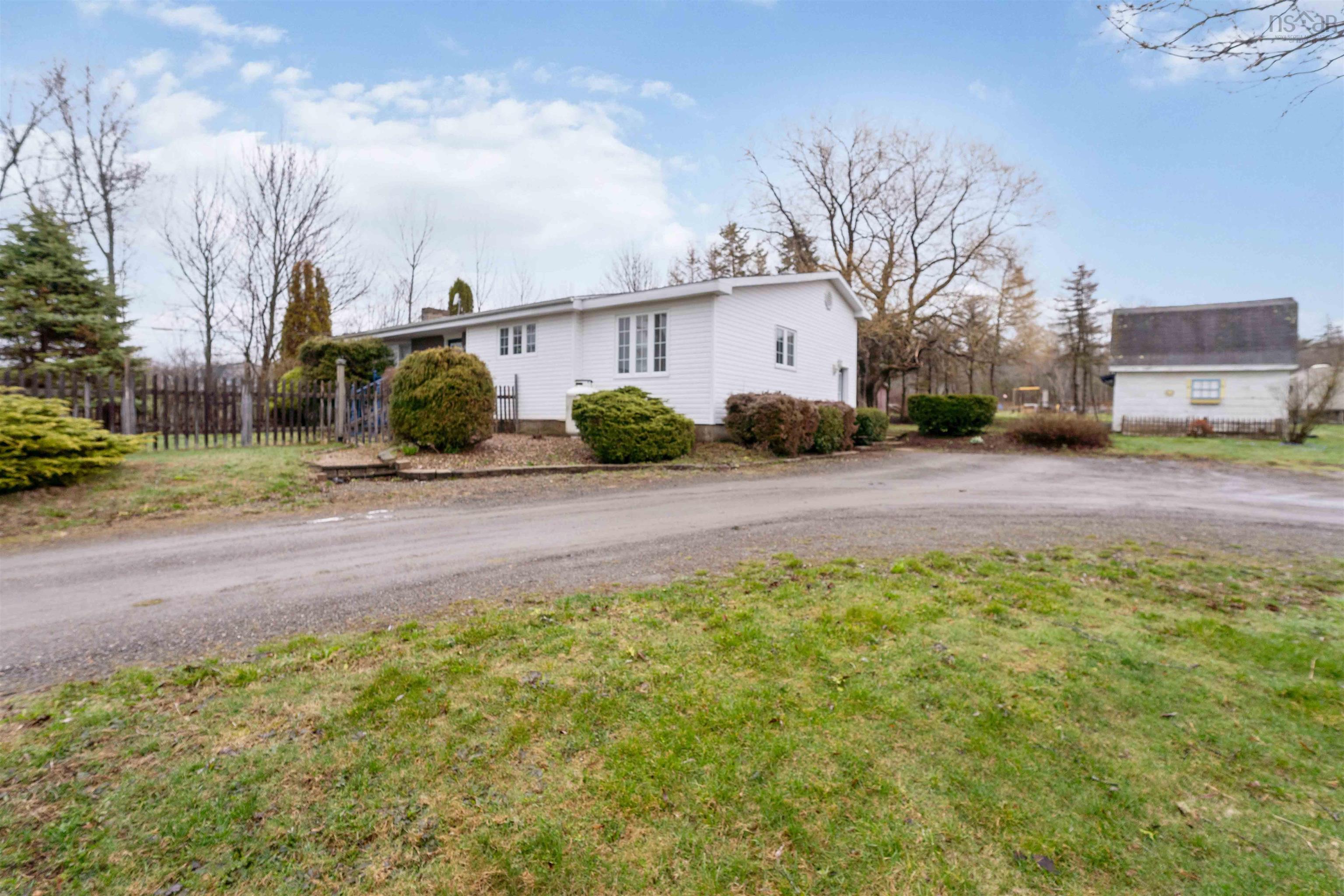 $455,000.00: 7140 Highway 201, South Williamston