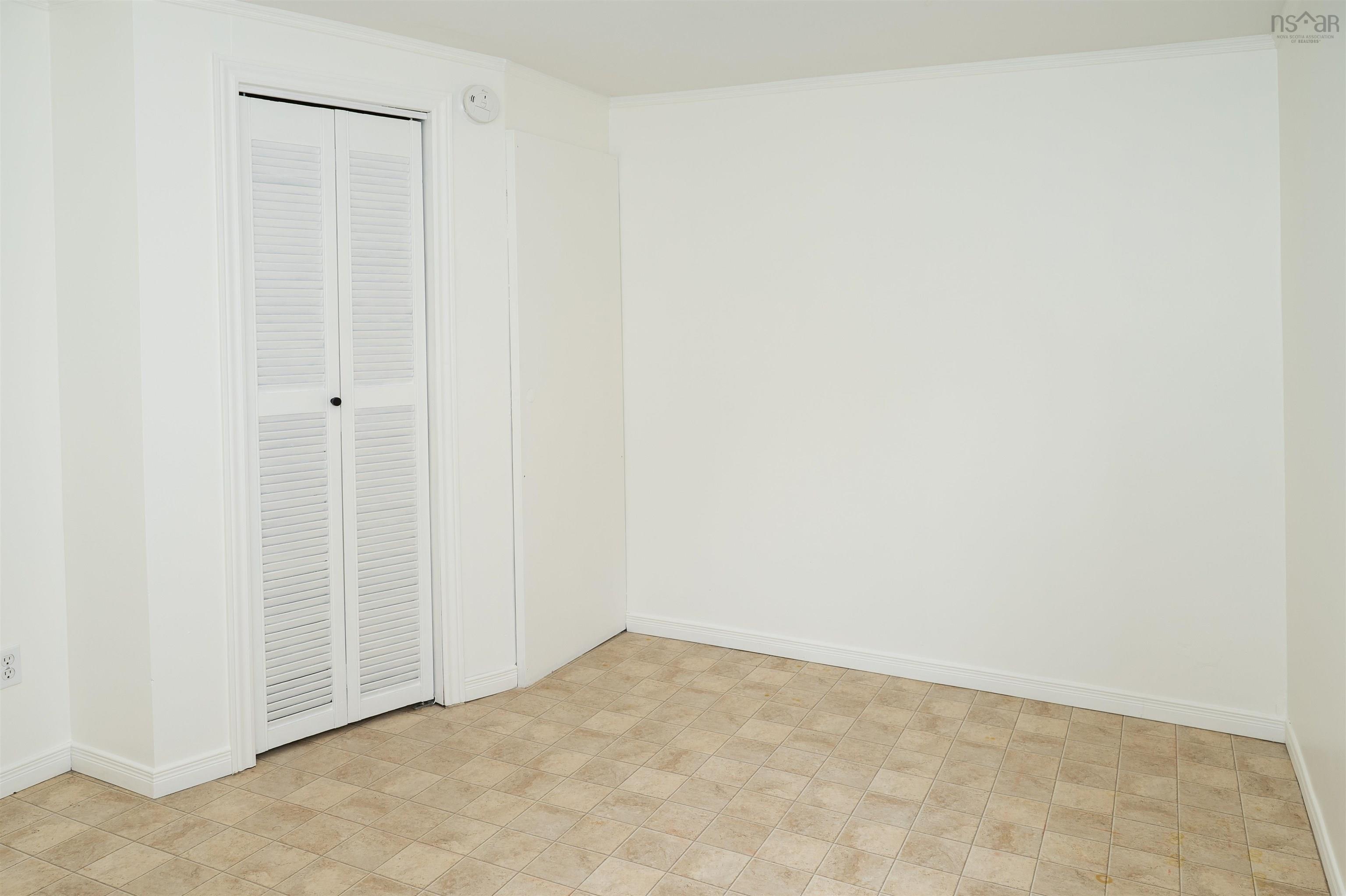$139,900.00: 27 Curry Street, Howie Centre