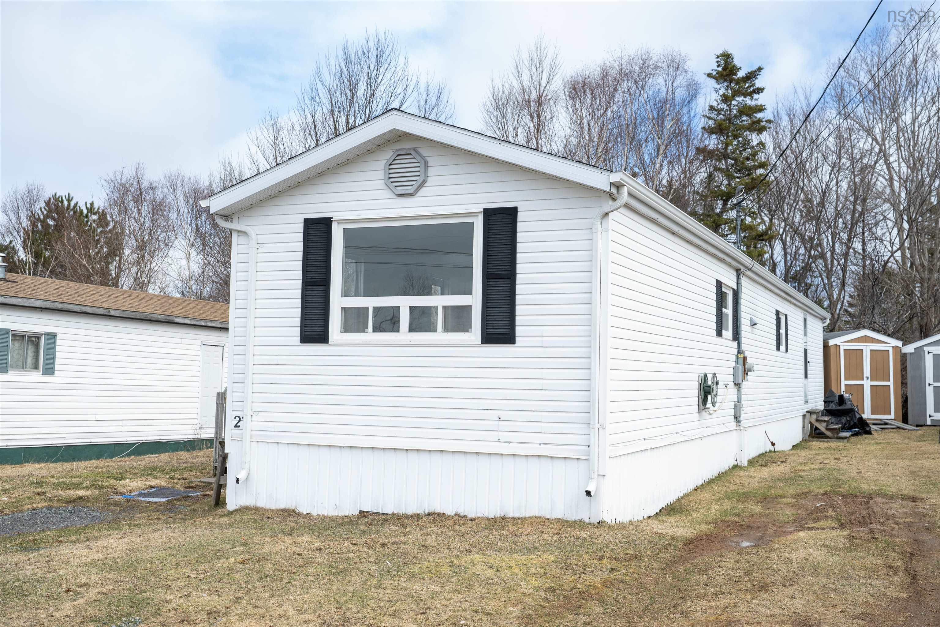 $139,900.00: 27 Curry Street, Howie Centre