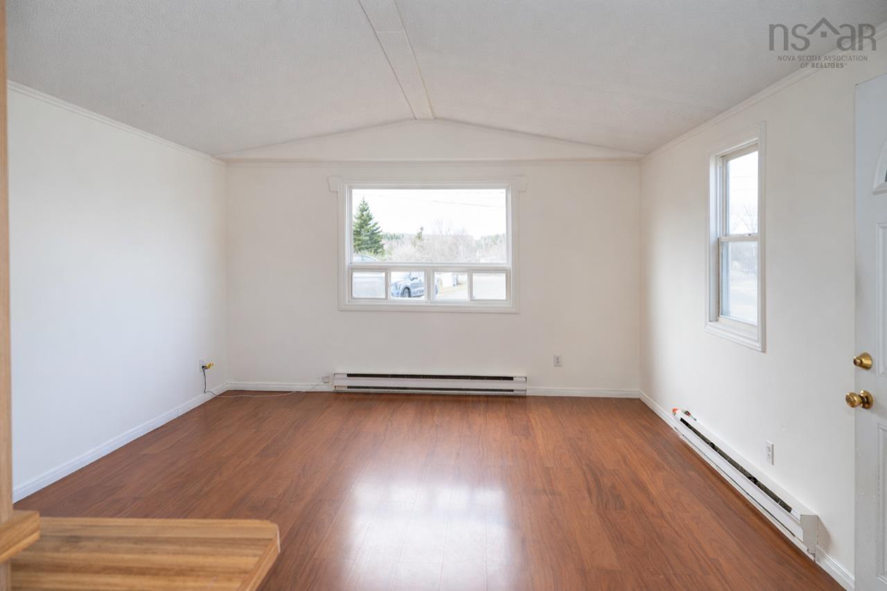 $139,900.00: 27 Curry Street, Howie Centre