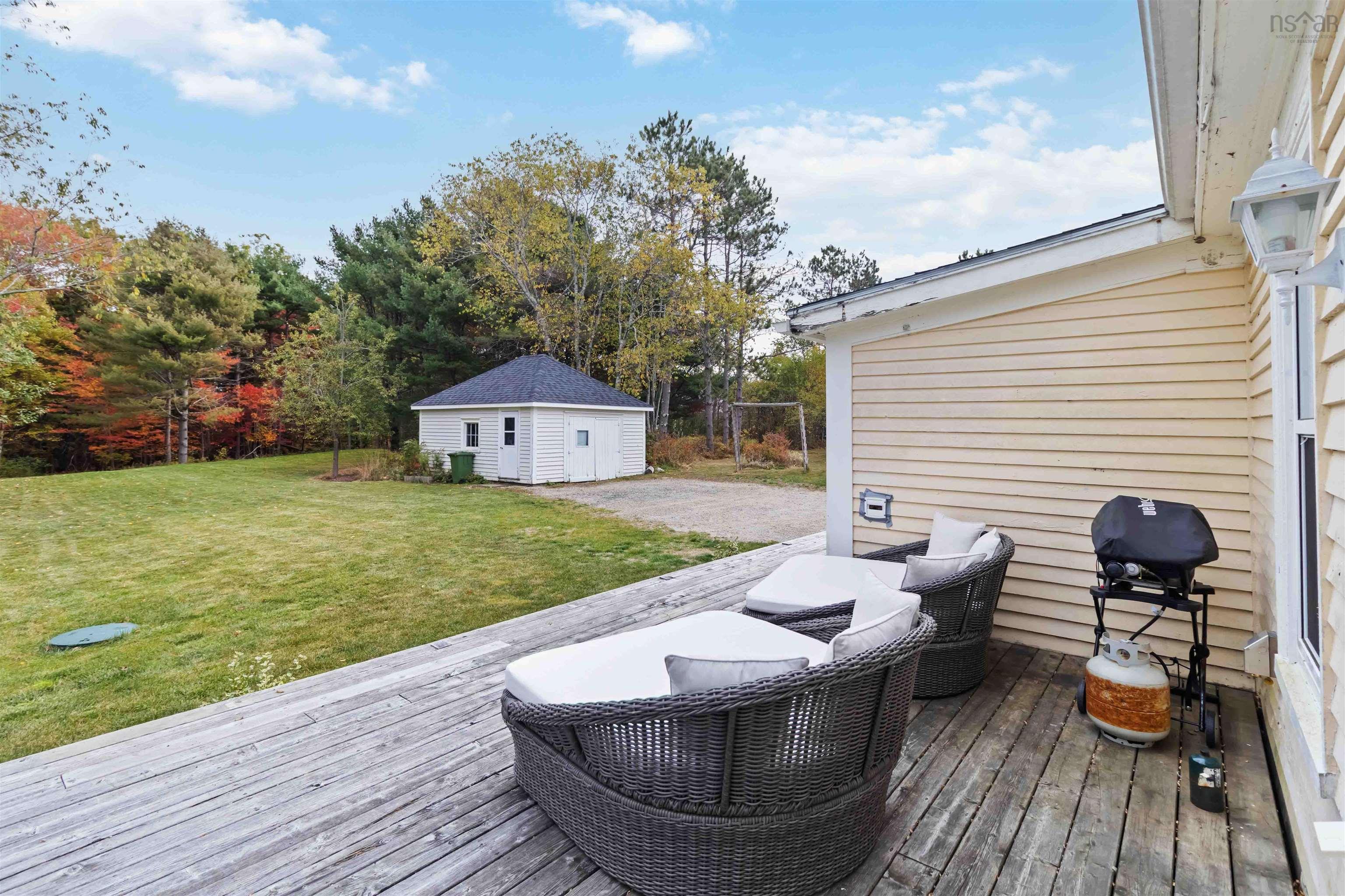 $464,000.00: 2571 Highway 331, West Lahave