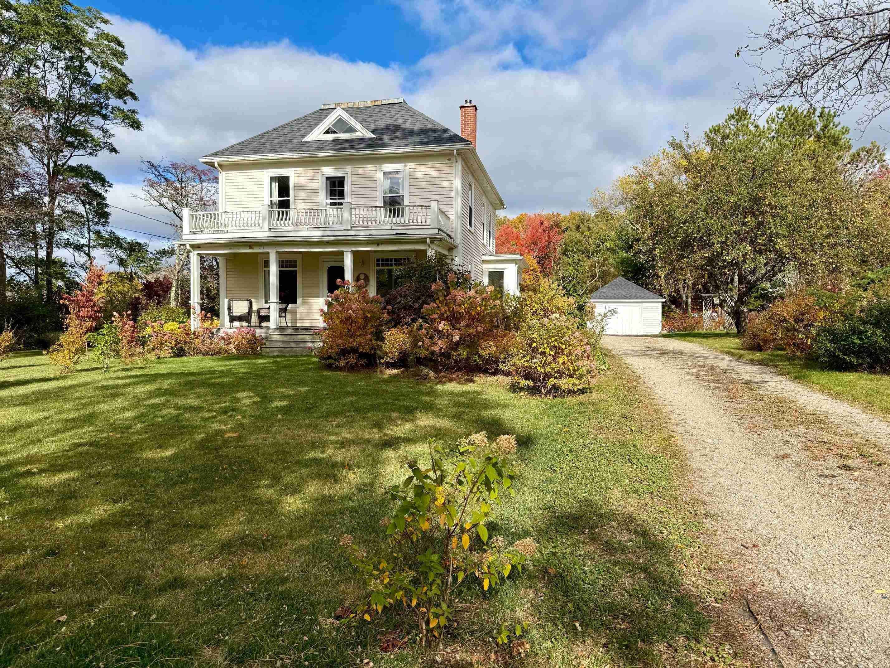 $464,000.00: 2571 Highway 331, West Lahave