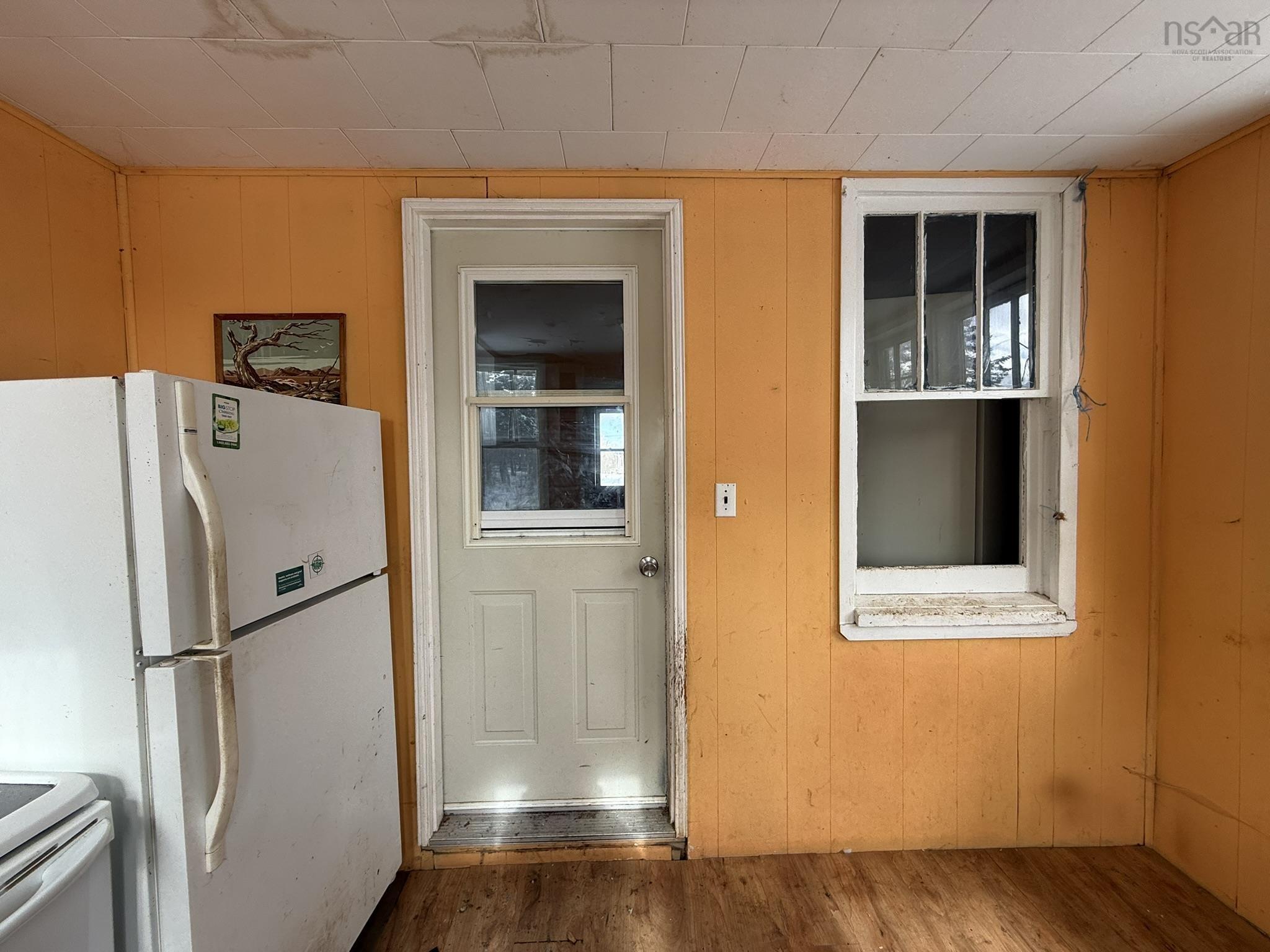 $83,900.00: 9936 Highway 215, Maitland