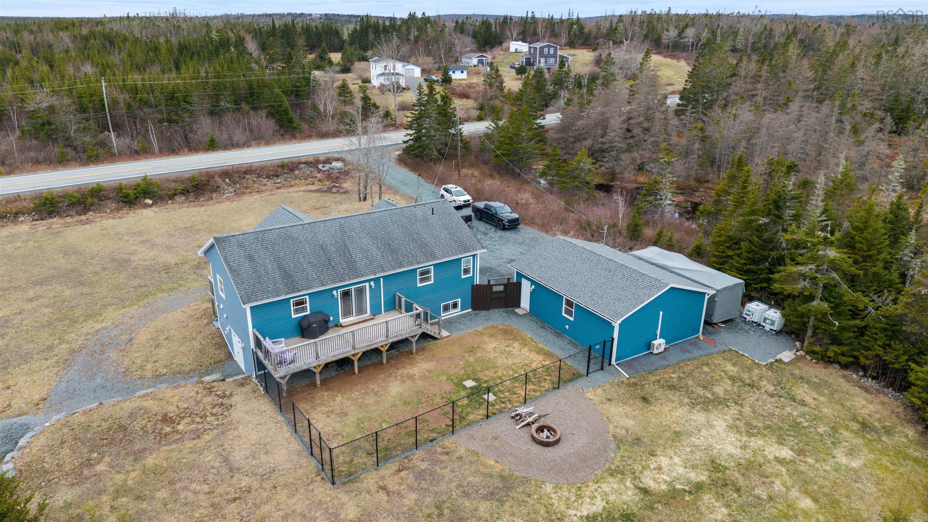 $499,900.00: 15319 7 Highway, East Ship Harbour