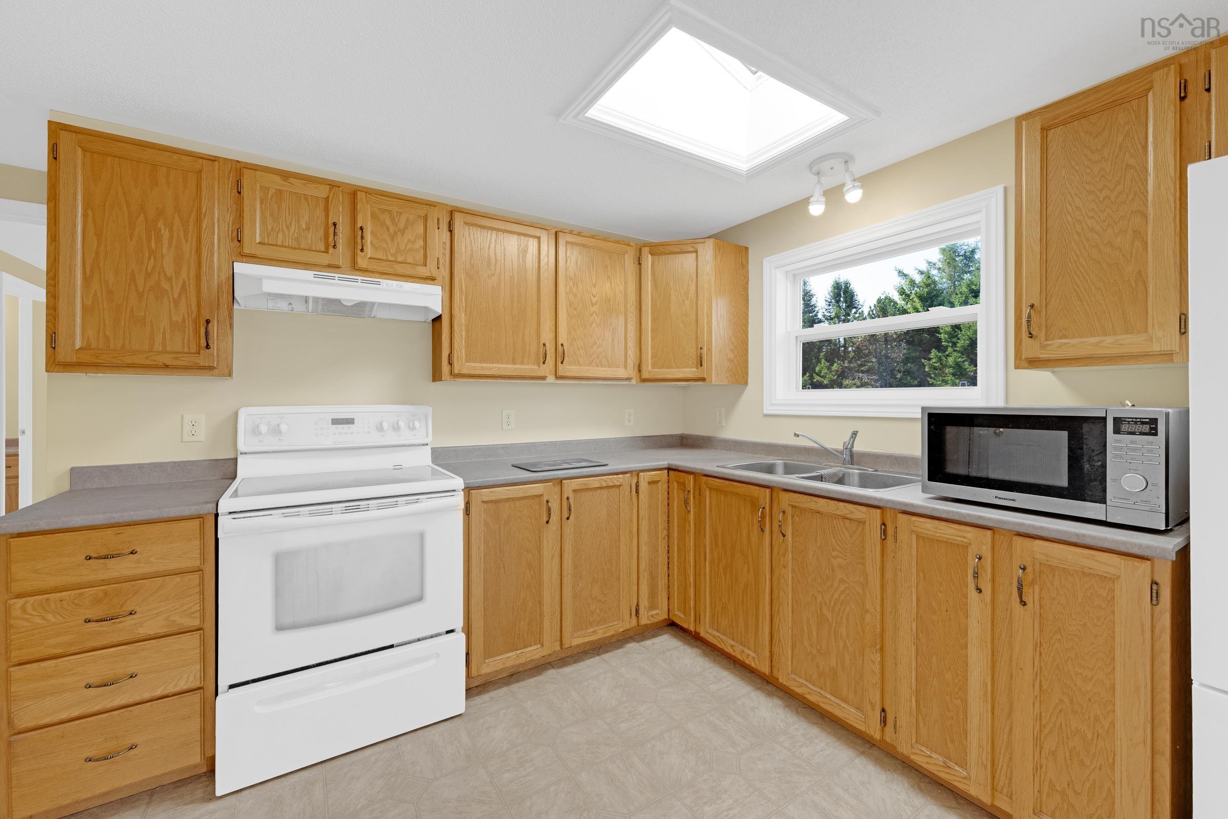 $330,000.00: 361 Amirault Road, Saulnierville