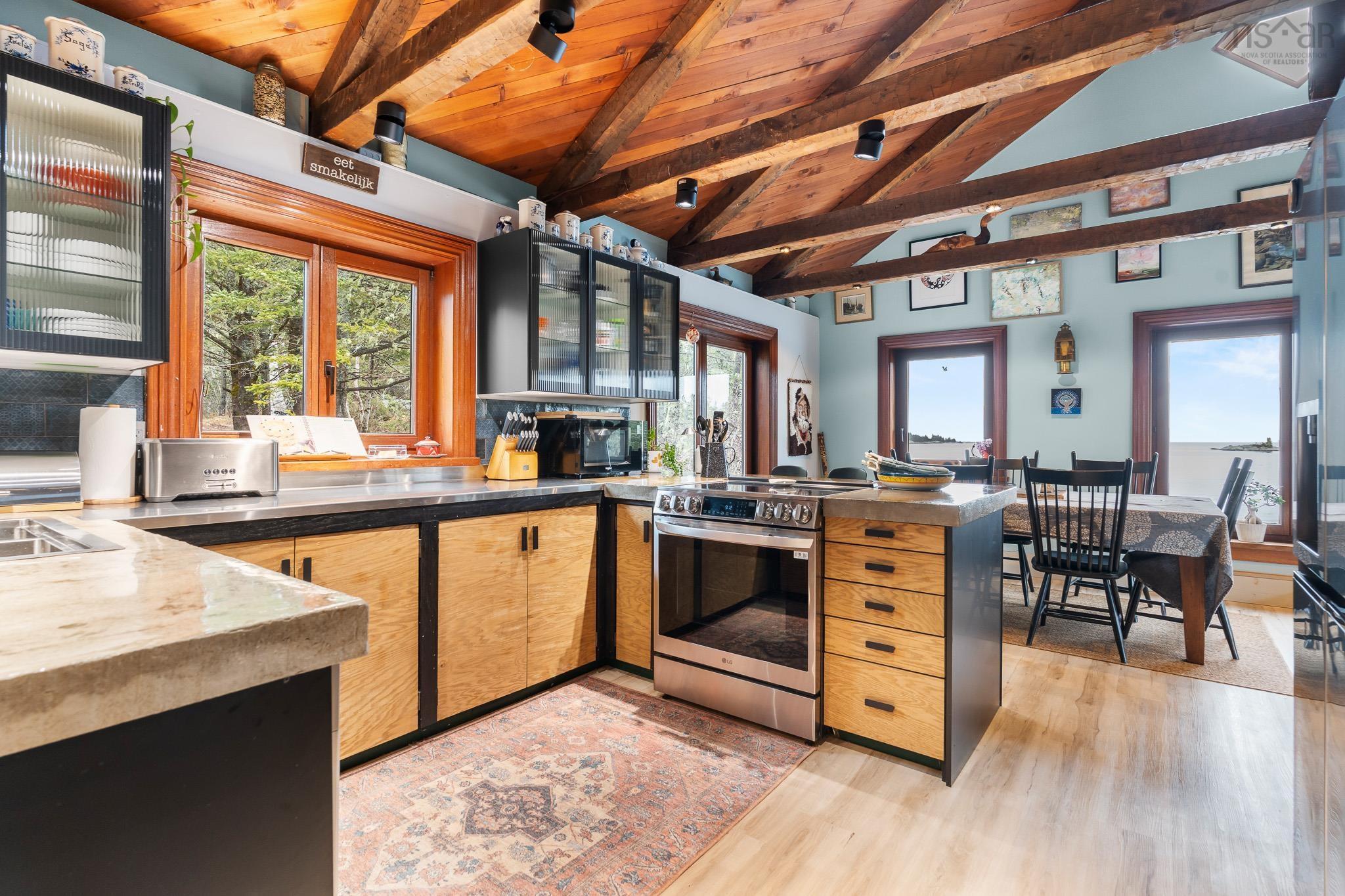 $2,499,500.00: 3087 Highway 329, Northwest Cove