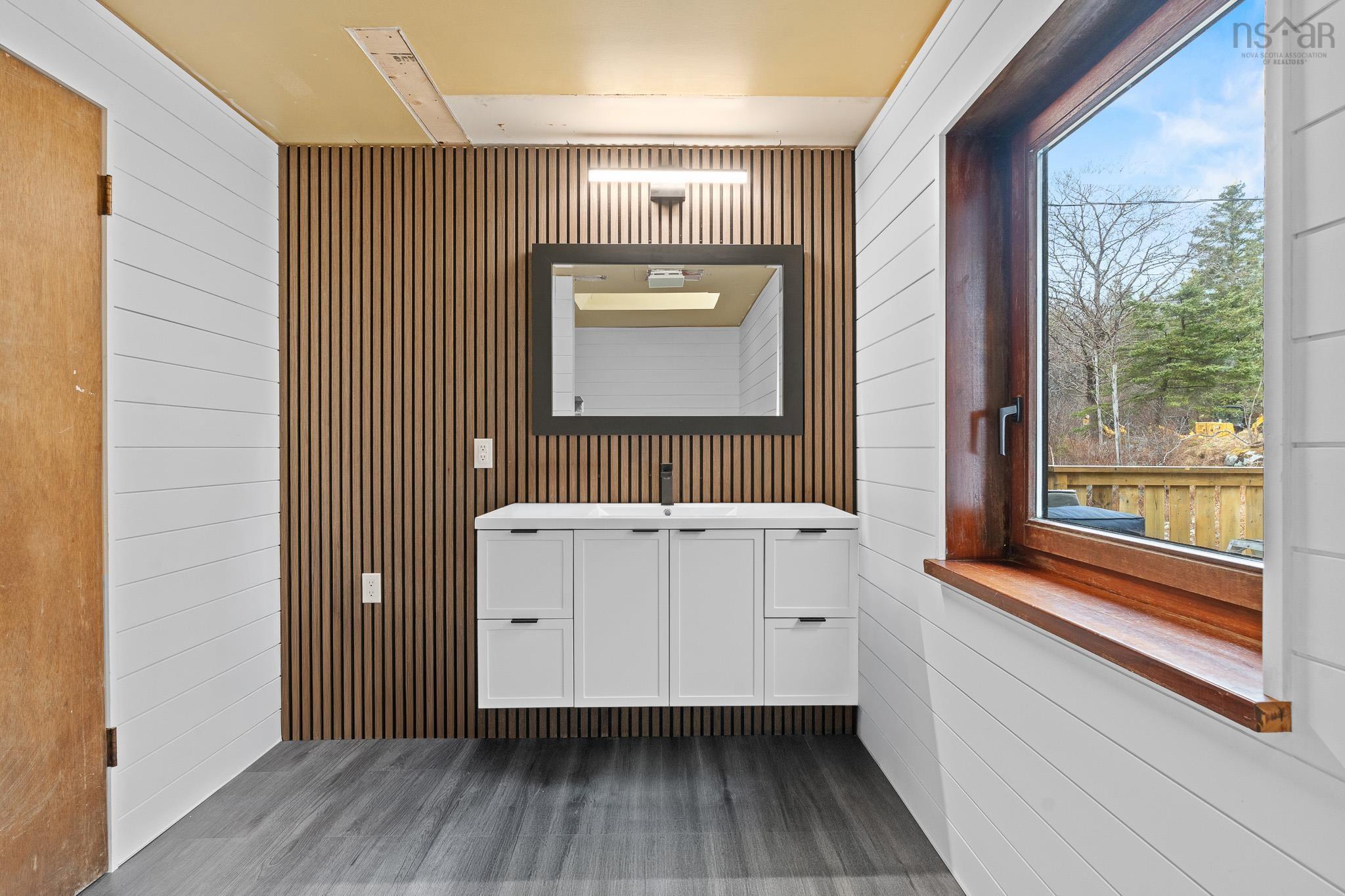 $2,499,500.00: 3087 Highway 329, Northwest Cove