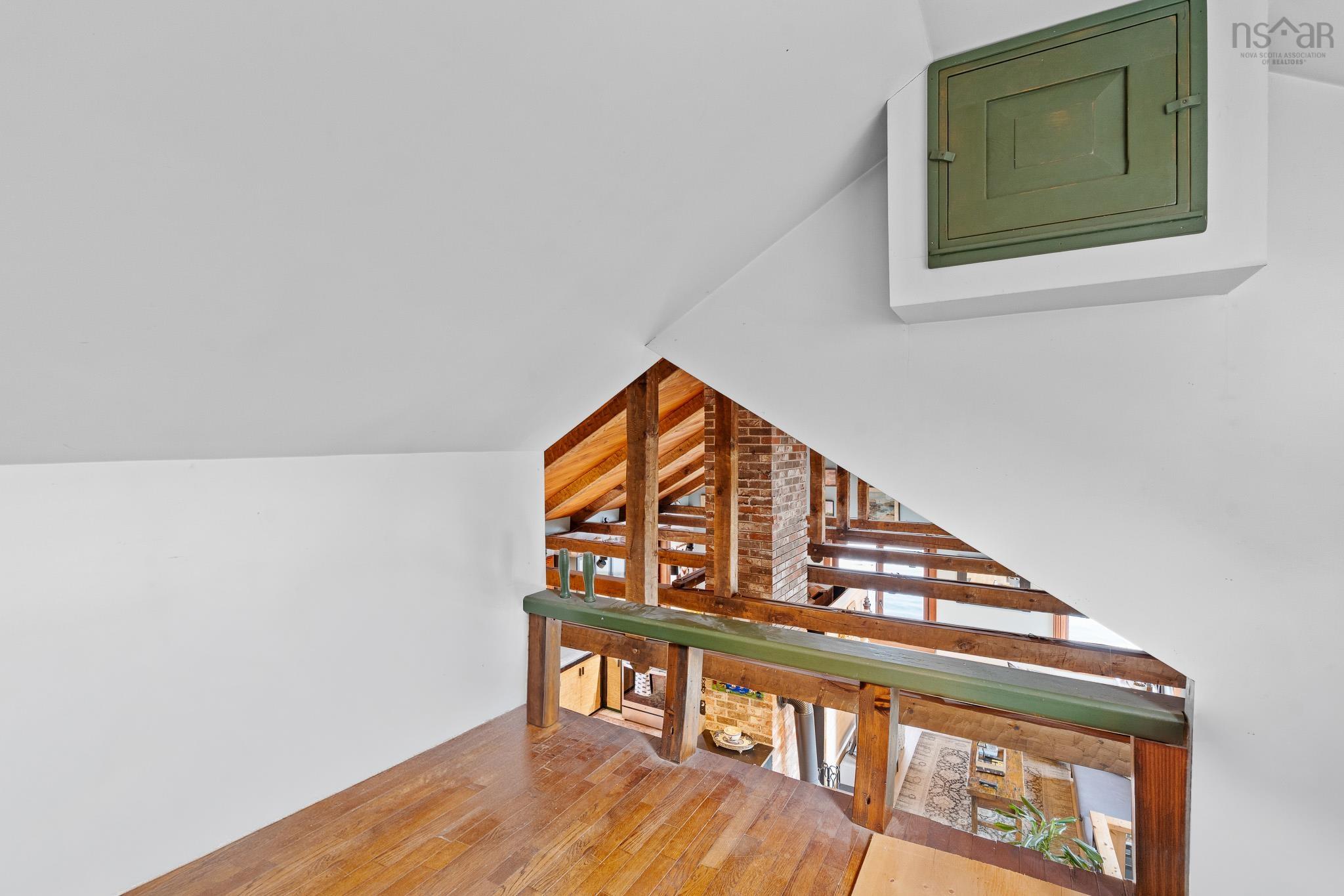 $2,499,500.00: 3087 Highway 329, Northwest Cove