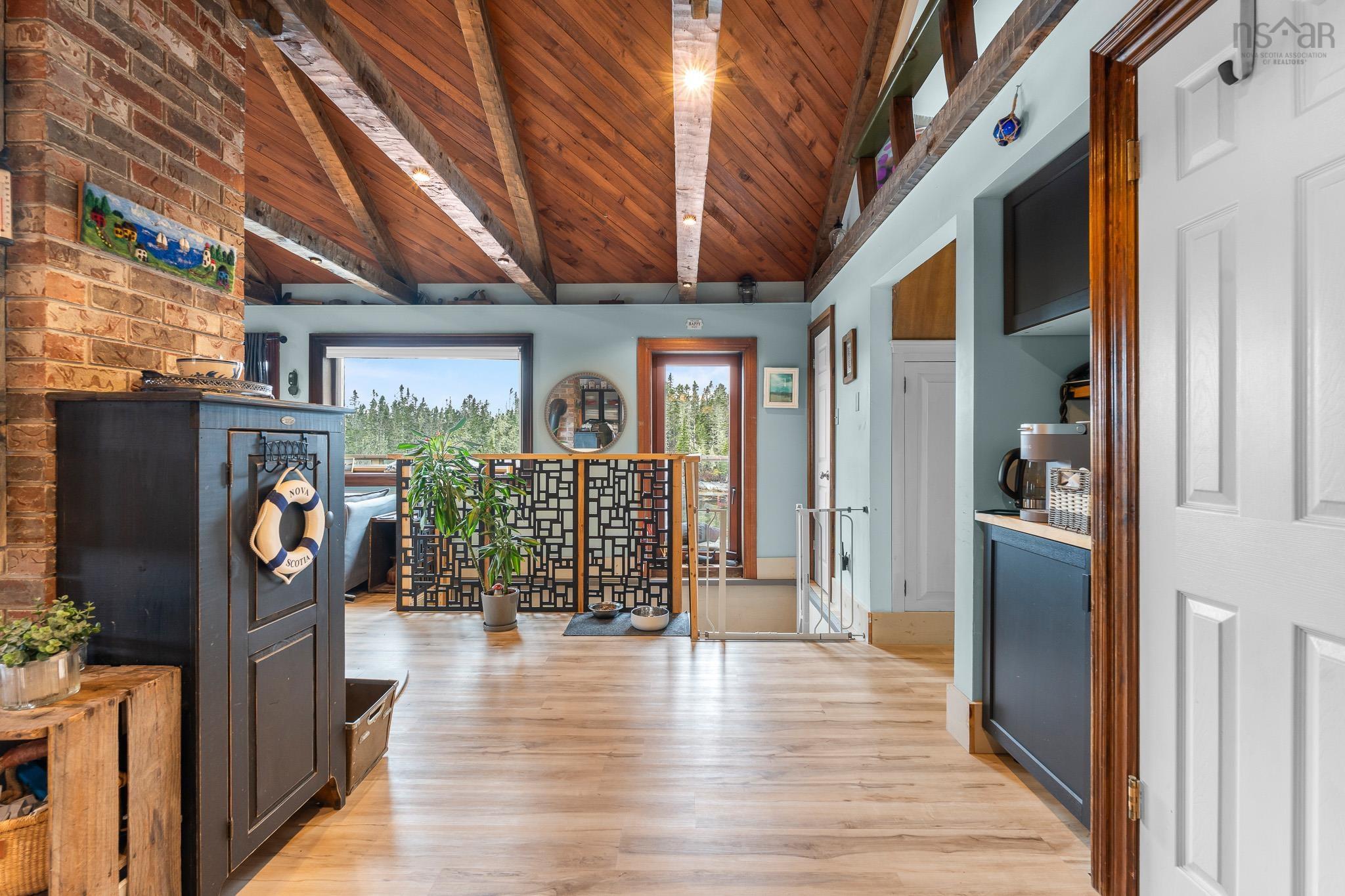 $2,499,500.00: 3087 Highway 329, Northwest Cove