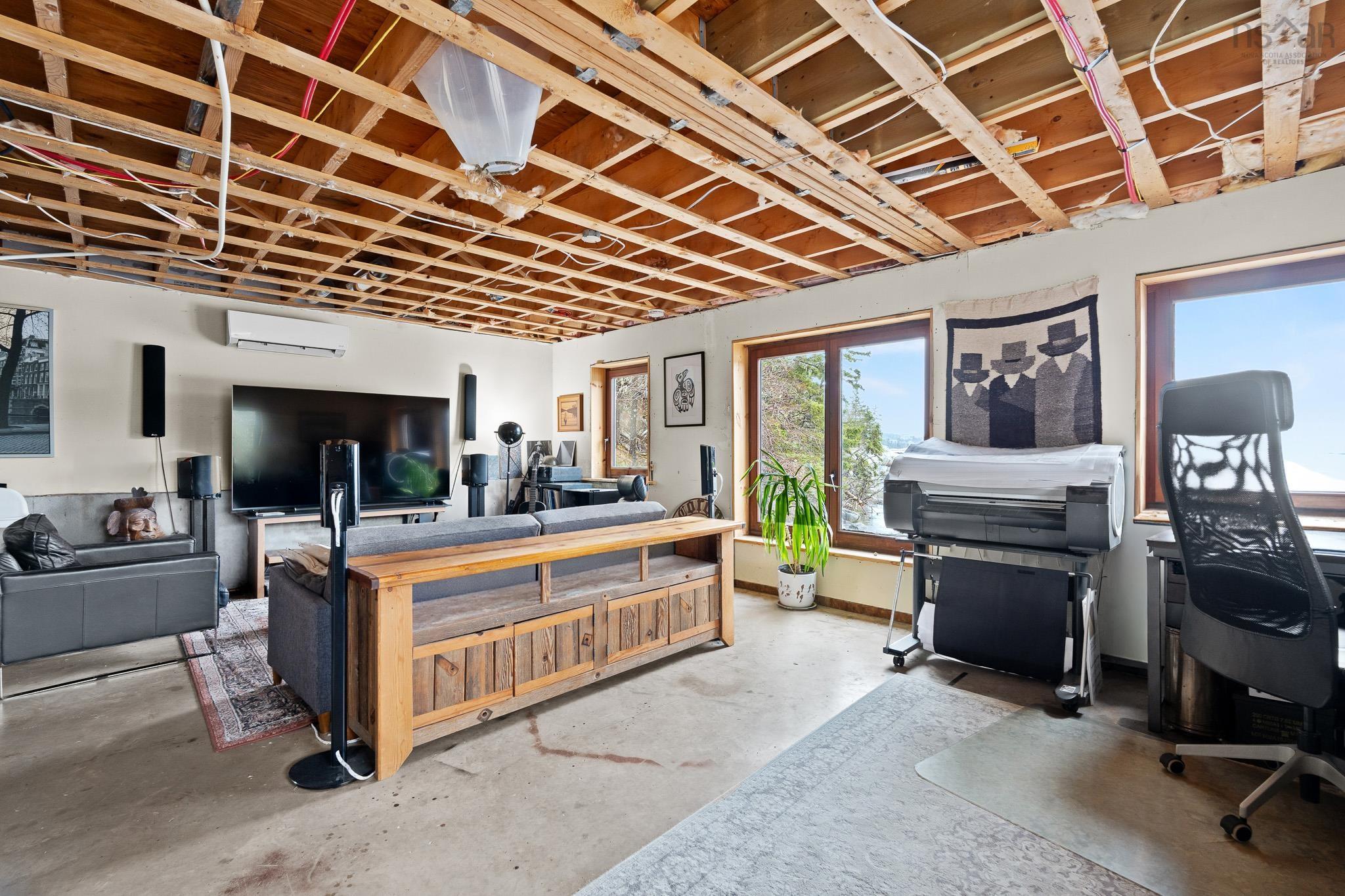 $2,499,500.00: 3087 Highway 329, Northwest Cove