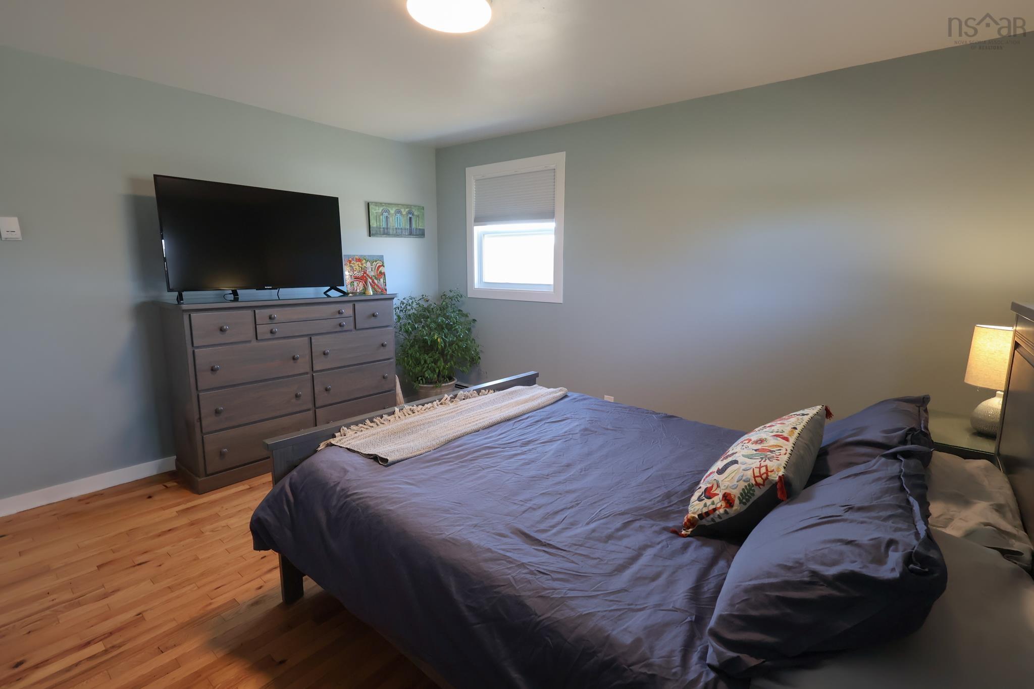 $329,900.00: 11 Hiltz Hill Road, Martins River