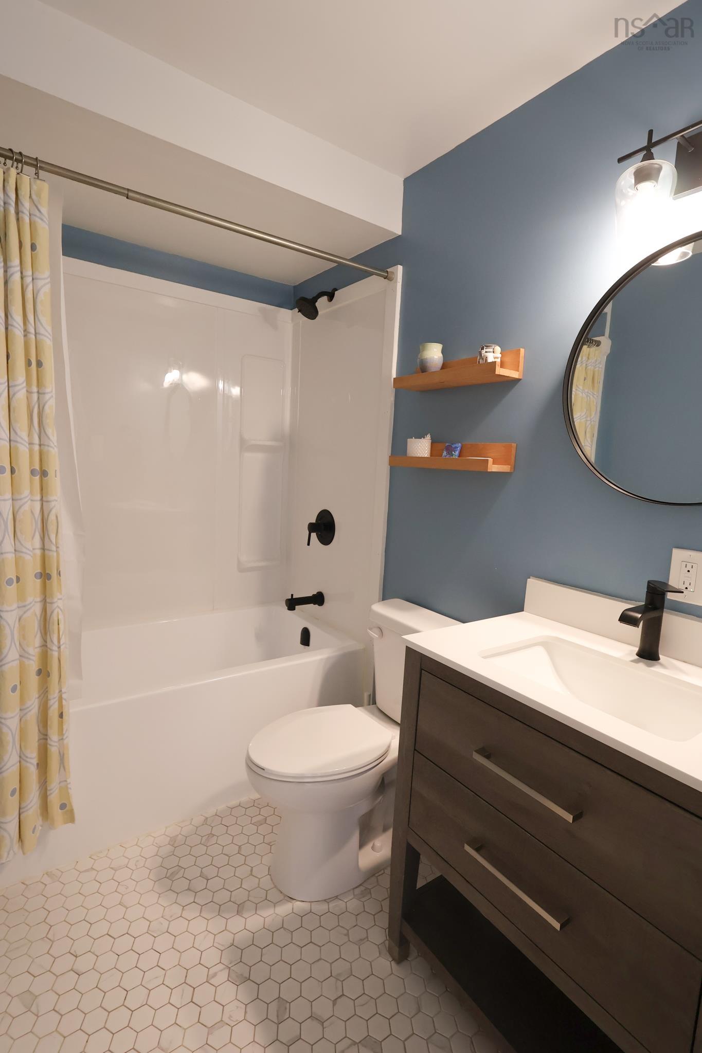 $329,900.00: 11 Hiltz Hill Road, Martins River