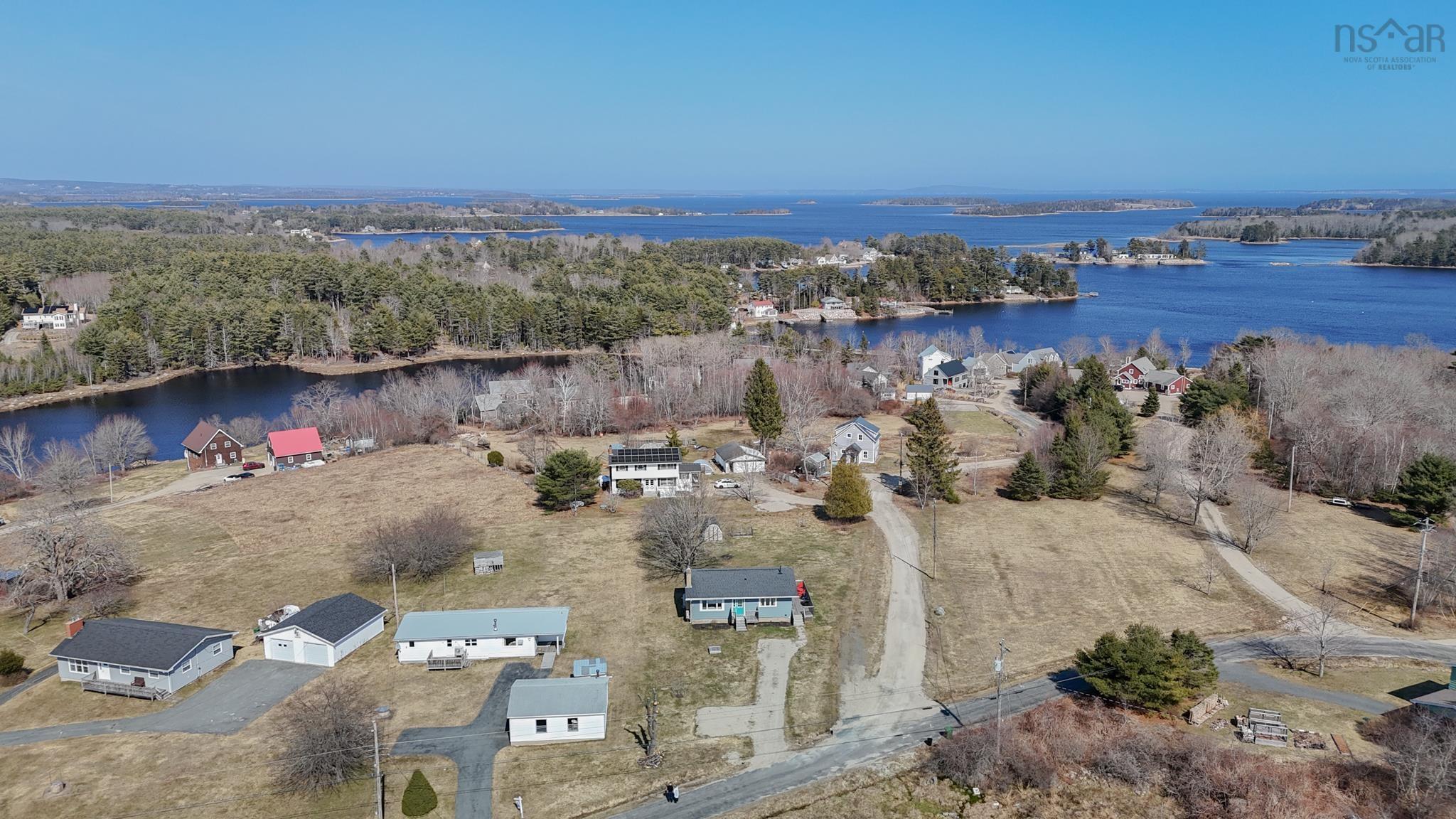 $329,900.00: 11 Hiltz Hill Road, Martins River