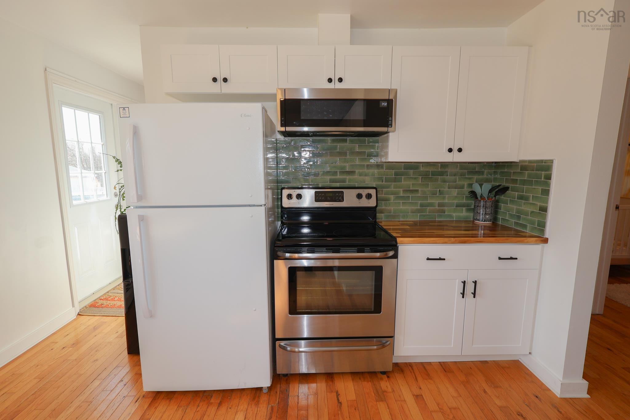 $329,900.00: 11 Hiltz Hill Road, Martins River