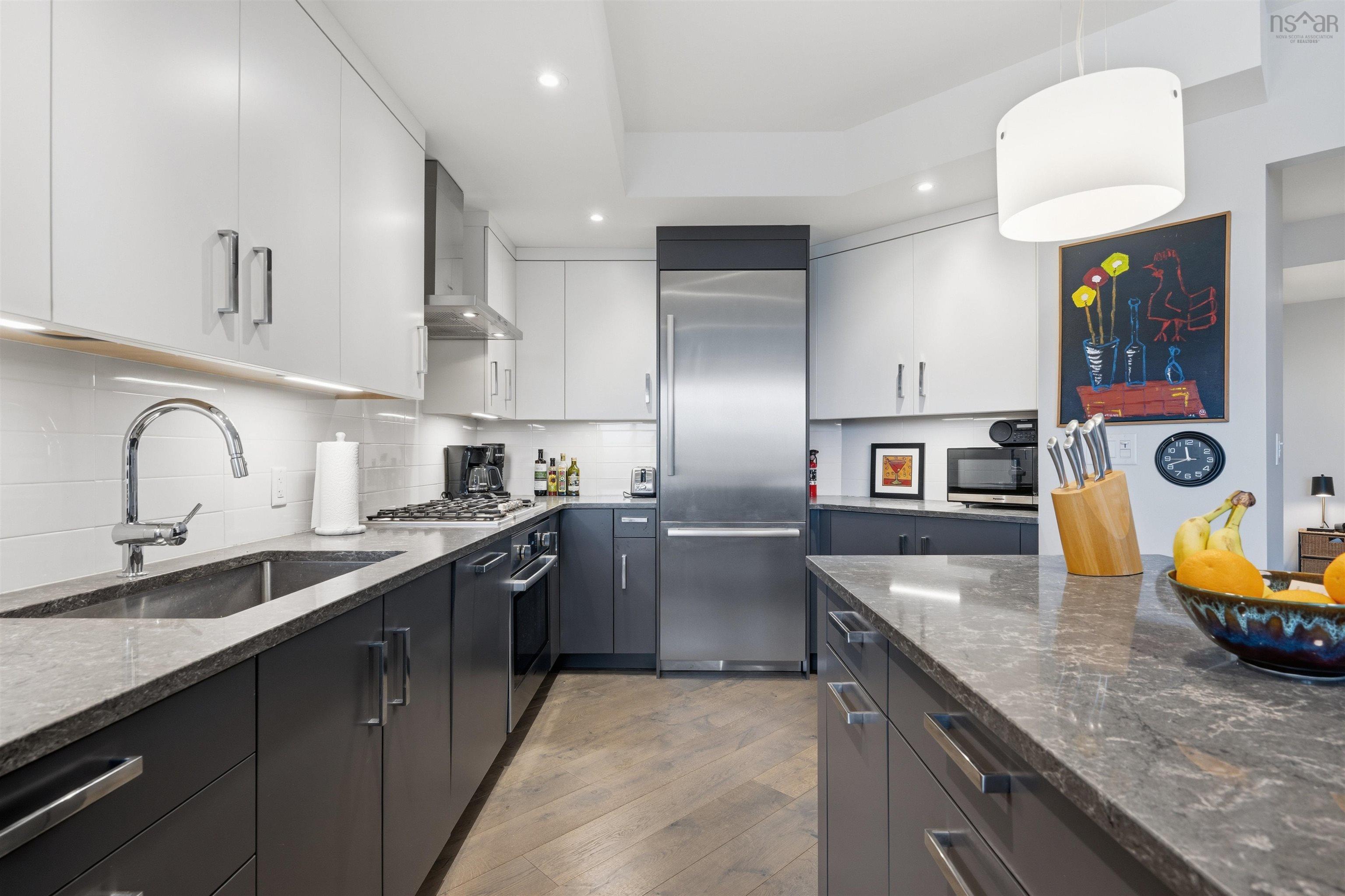 808 1585 South Park Street, Halifax, NS (MLS 202608013)